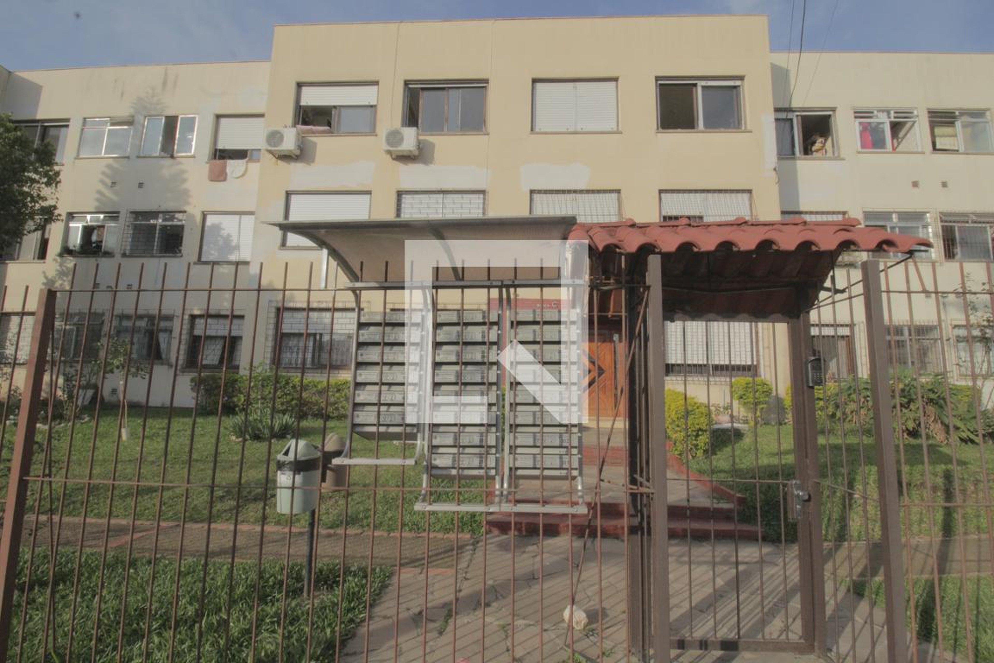 Fachada Condomínio em Rua Luís Lederman, 440