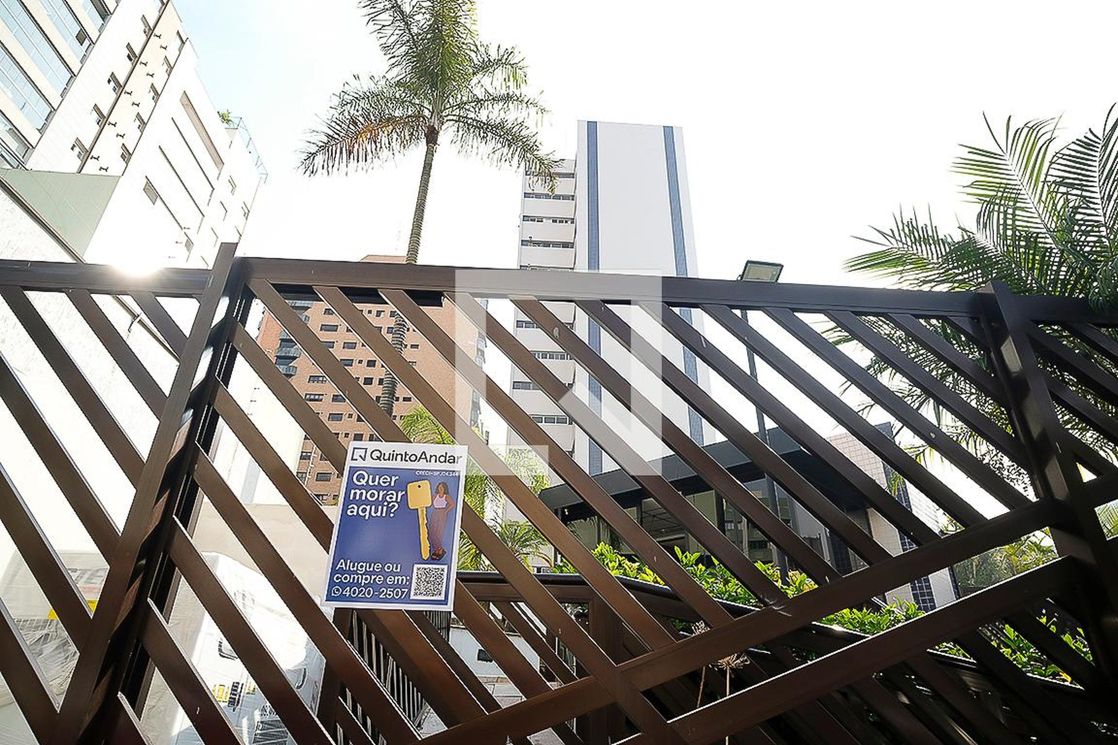 Fachada do Prédio Condomínio Bandeirantes