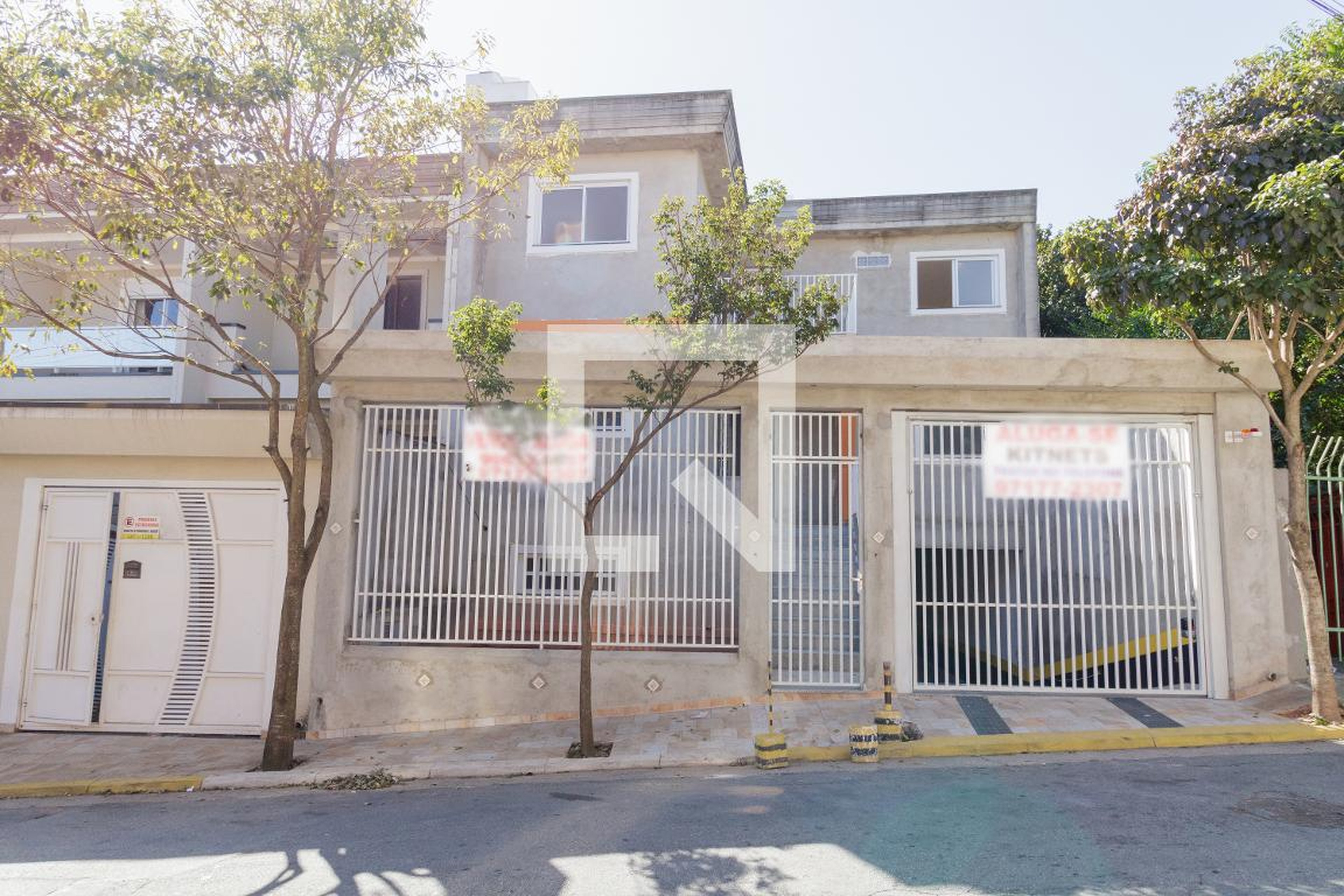 Fachada do Prédio Condomínio em Rua Padre Feliciano Domingues, 207