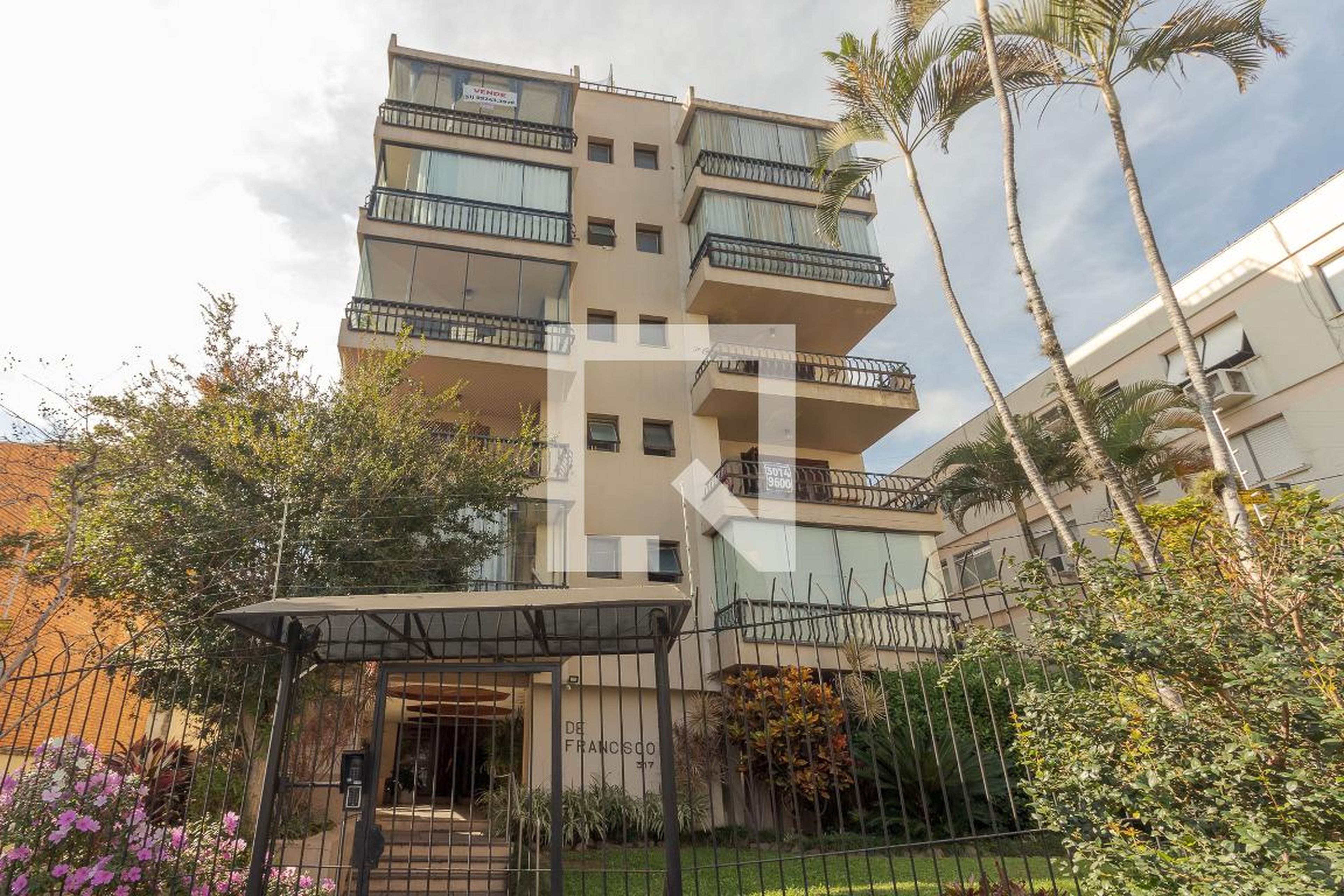 Fachada Condomínio em Rua São Francisco da California, 317