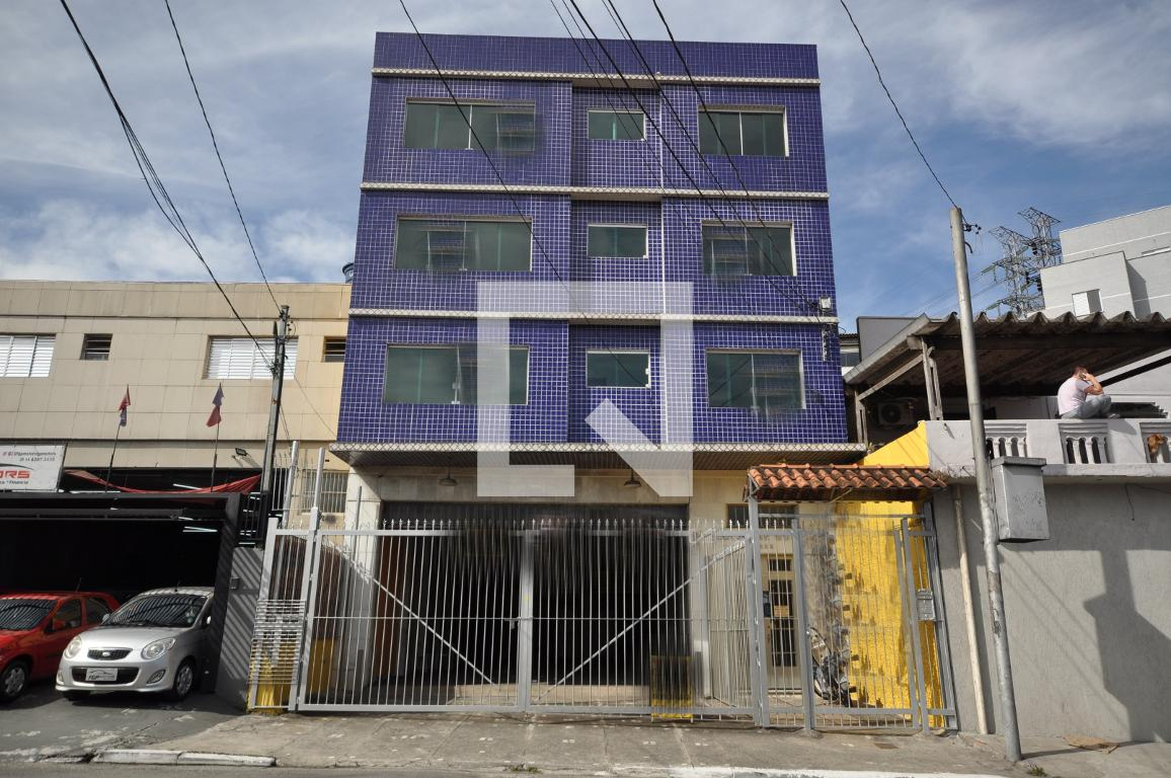 Fachada Condomínio em Rua Coronel Marcílio Franco, 1228