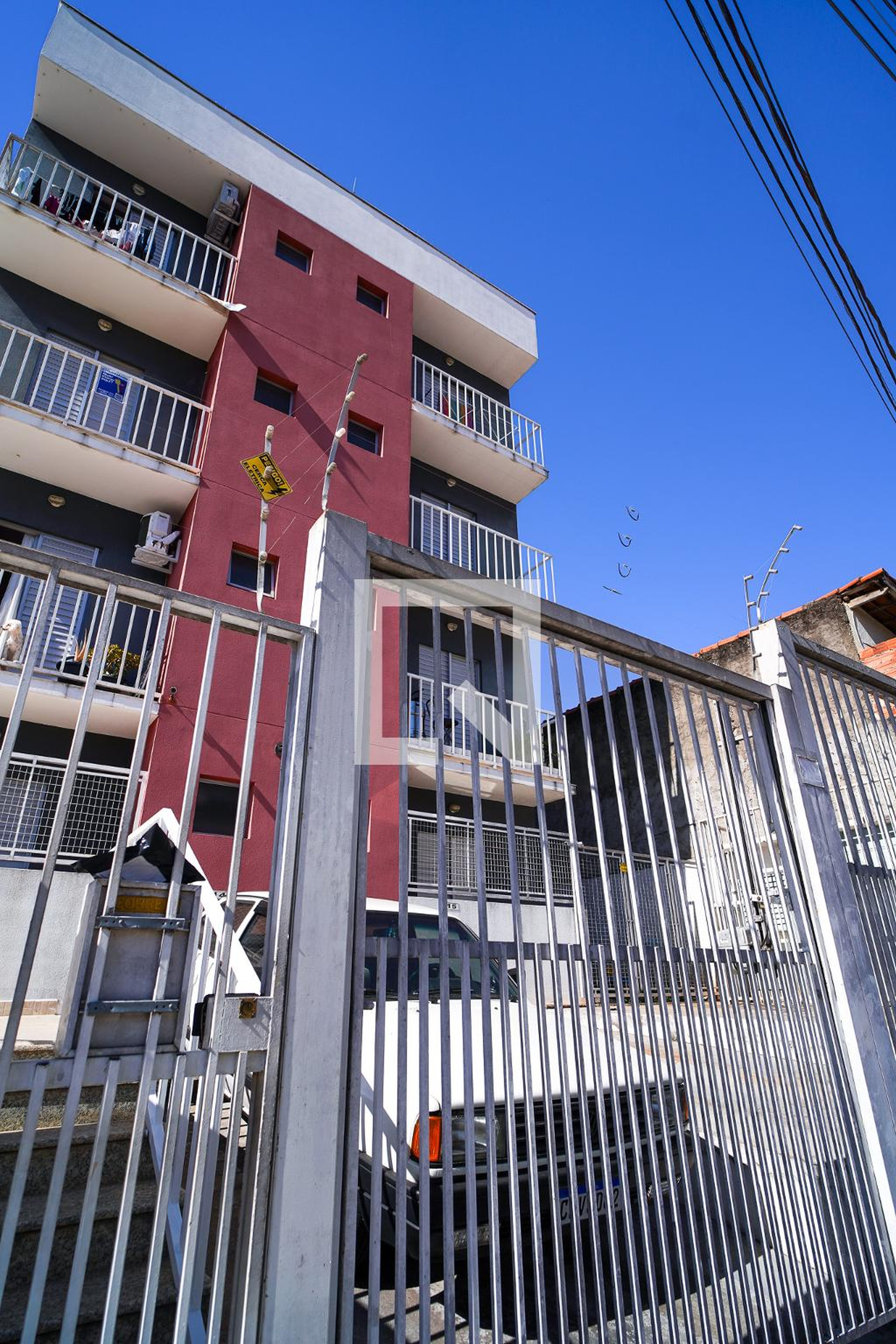 Fachada Residencial Flor de Camelia