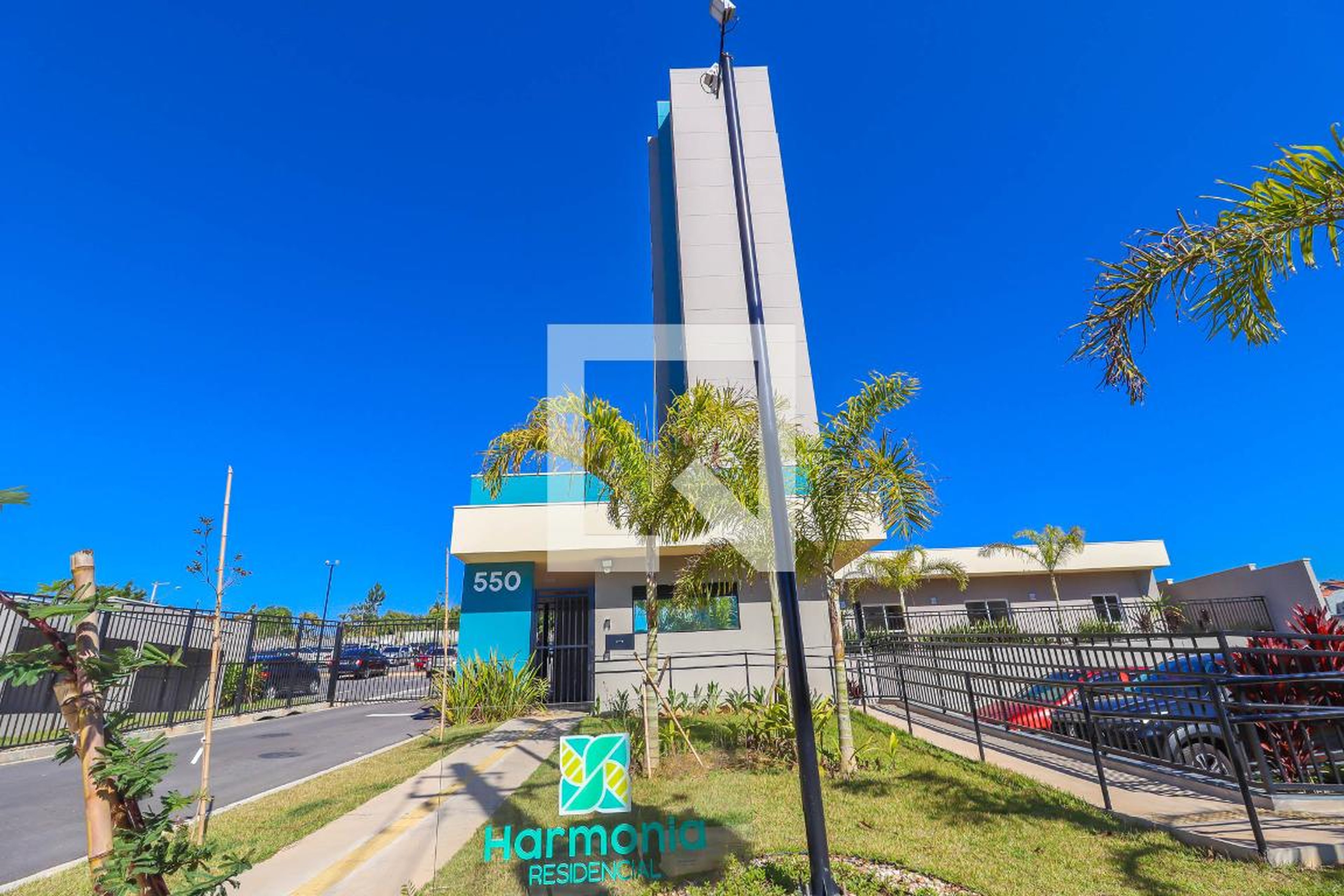 Fachada Condomínio em Rodovia Presidente Tancredo de Almeida Neves, 350