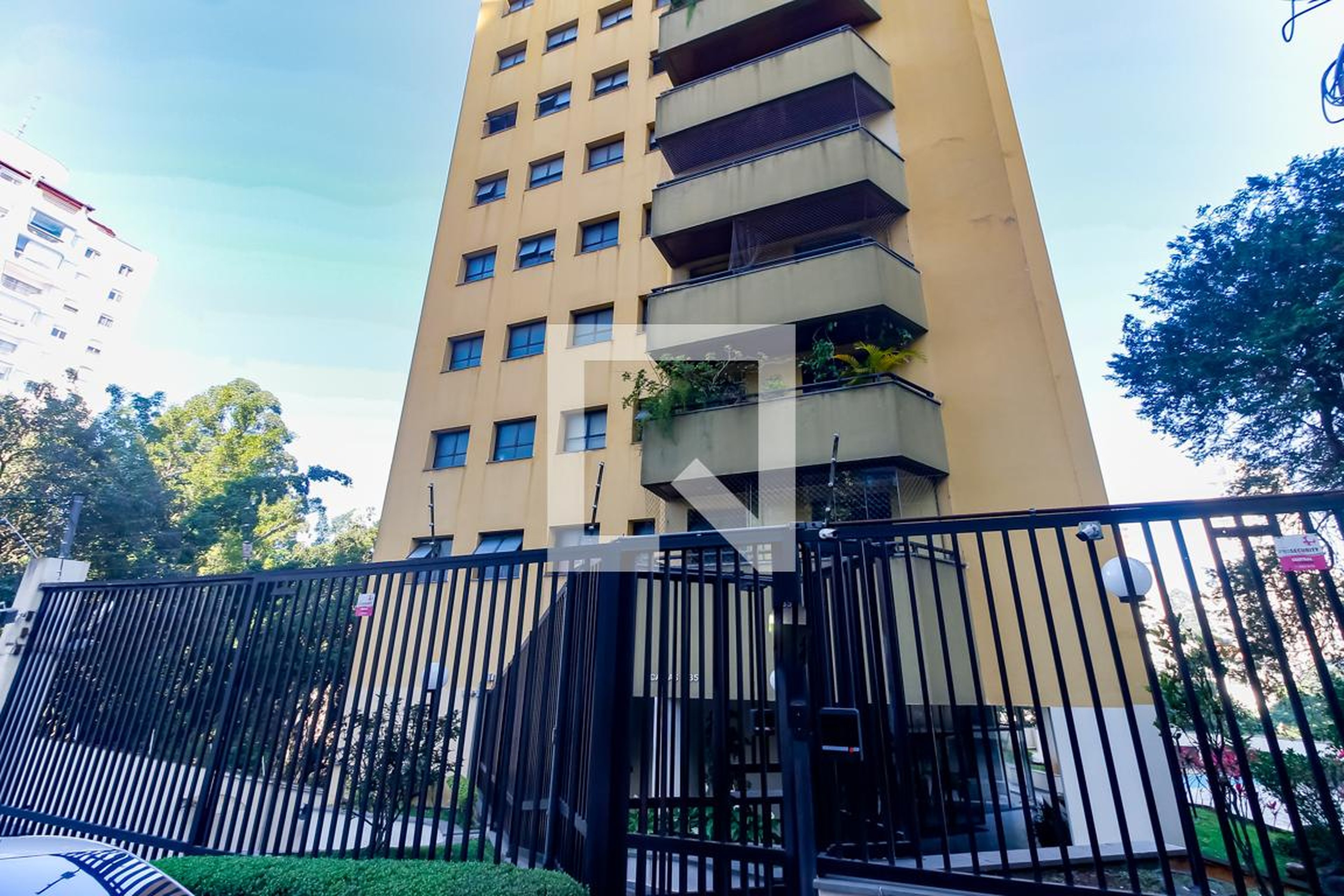 Fachada do Prédio Condomínio Acassias