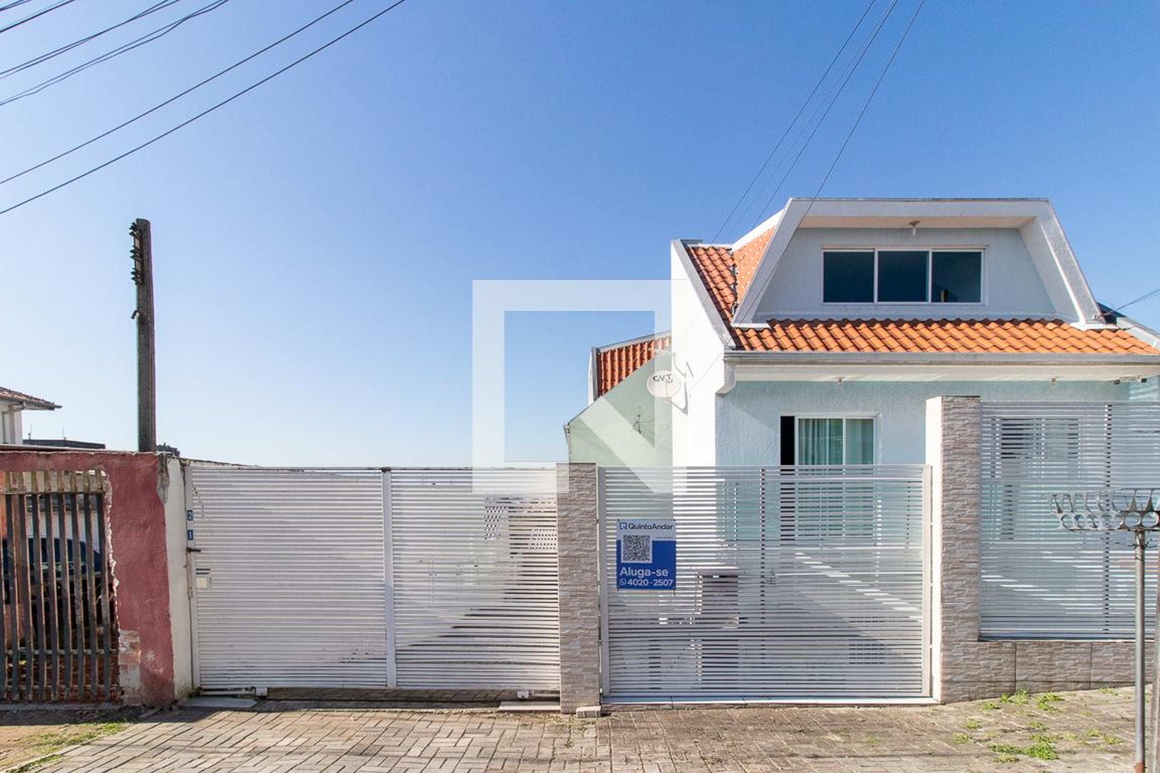 Fachada Condomínio em Rua Benedito da Costa Coelho, 329