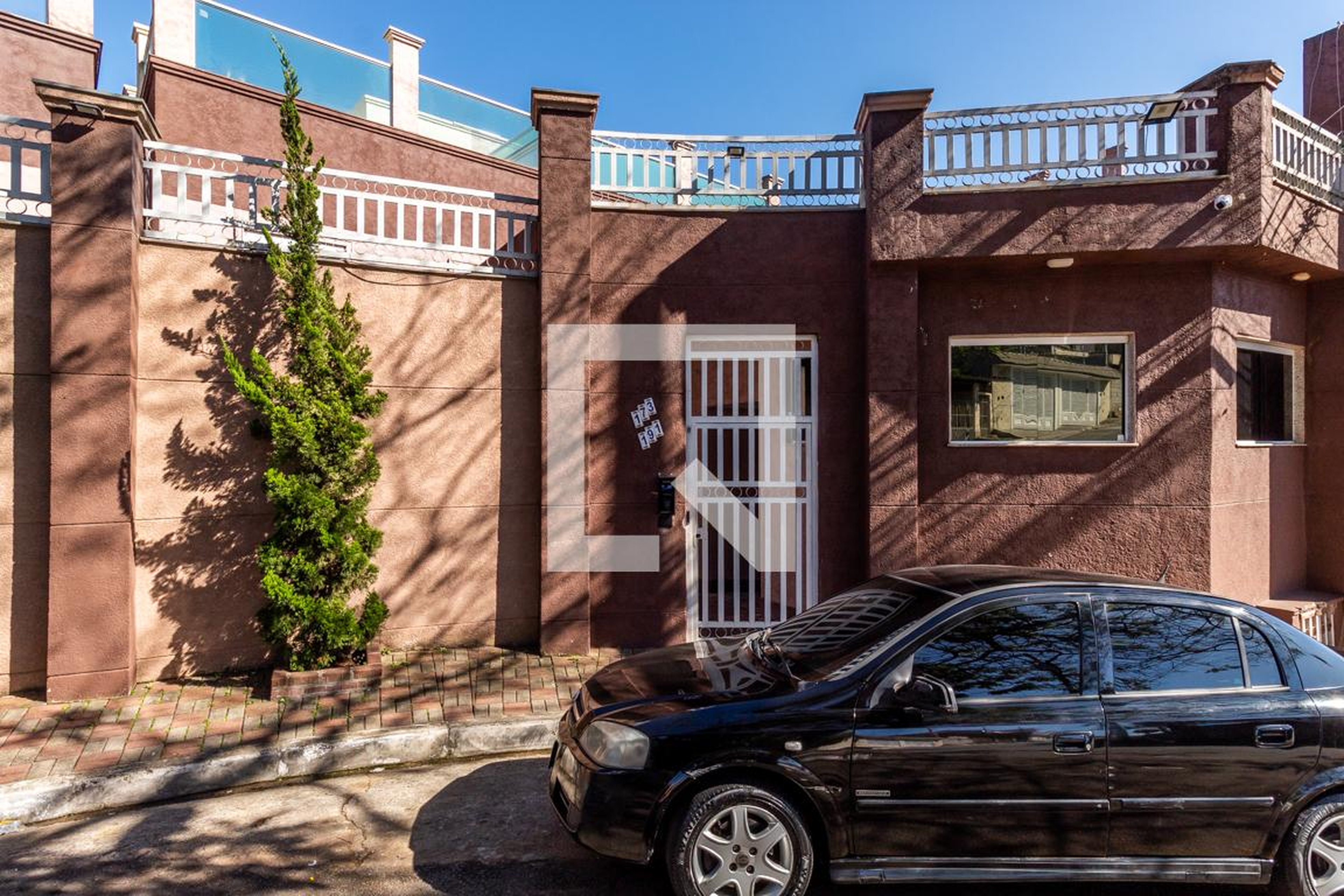 Fachada Condomínio Ouro Verde 191