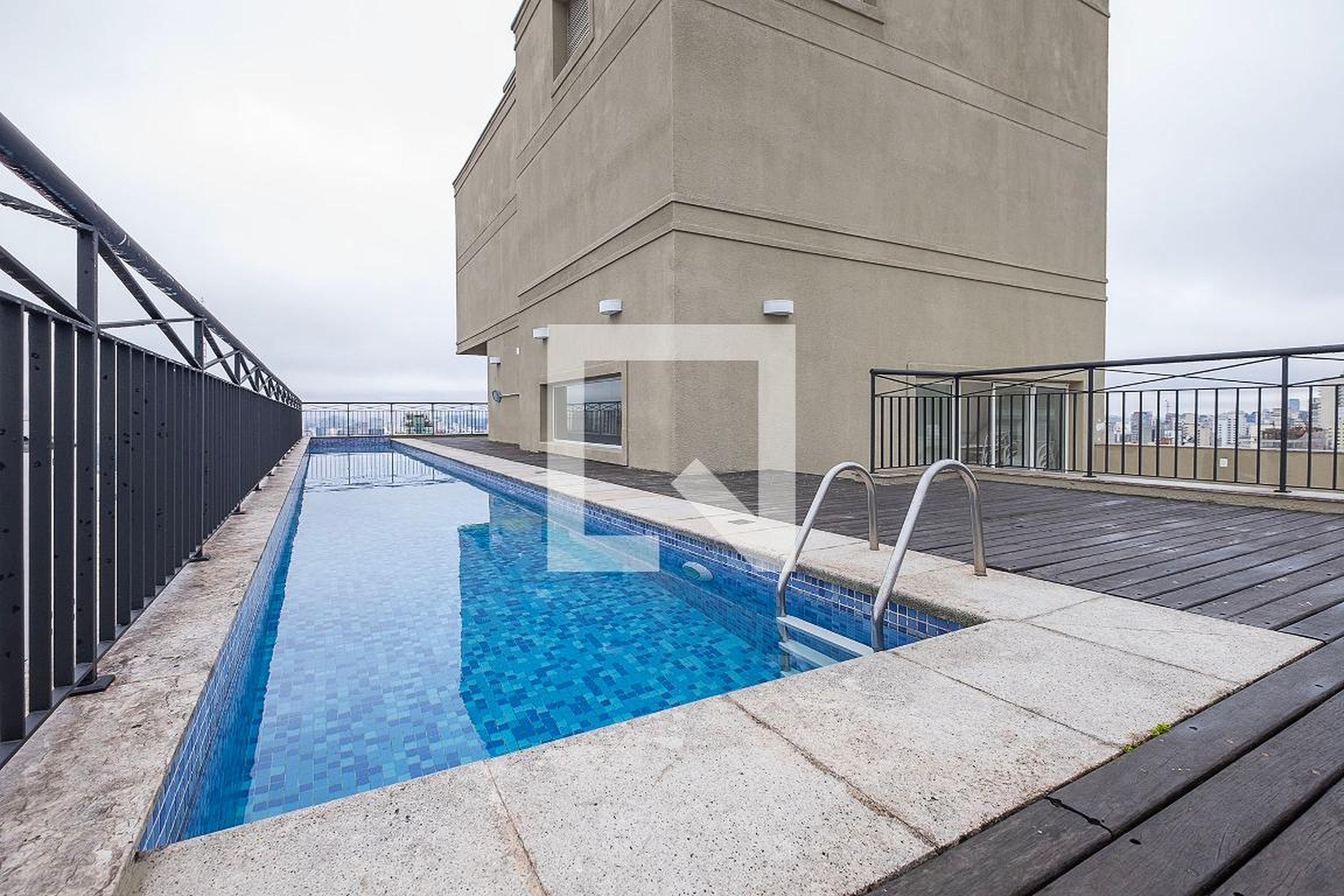 Piscina - Lindenberg Cosmopolitan