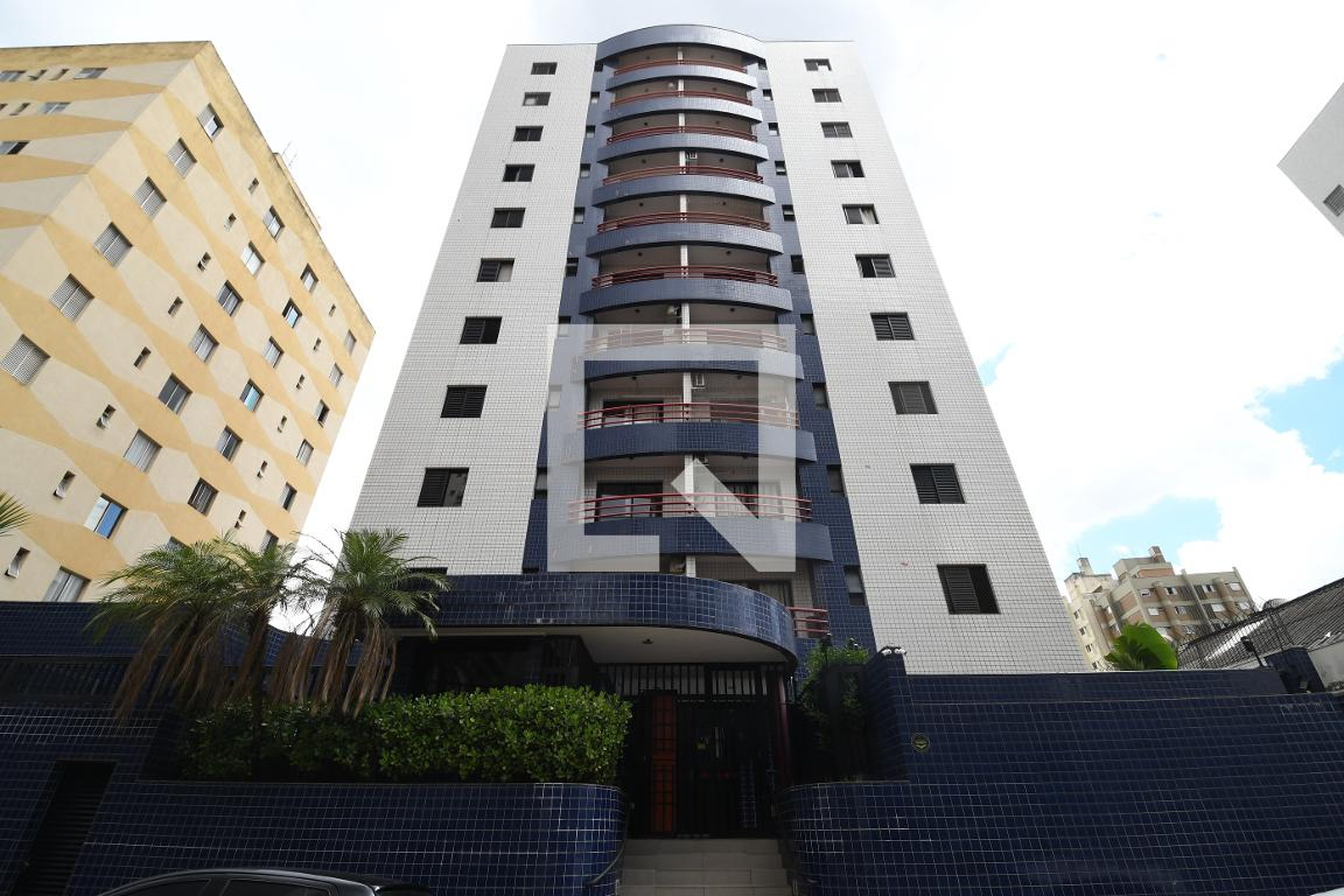 Fachada do Prédio Condomínio em Rua Riachuelo, 303