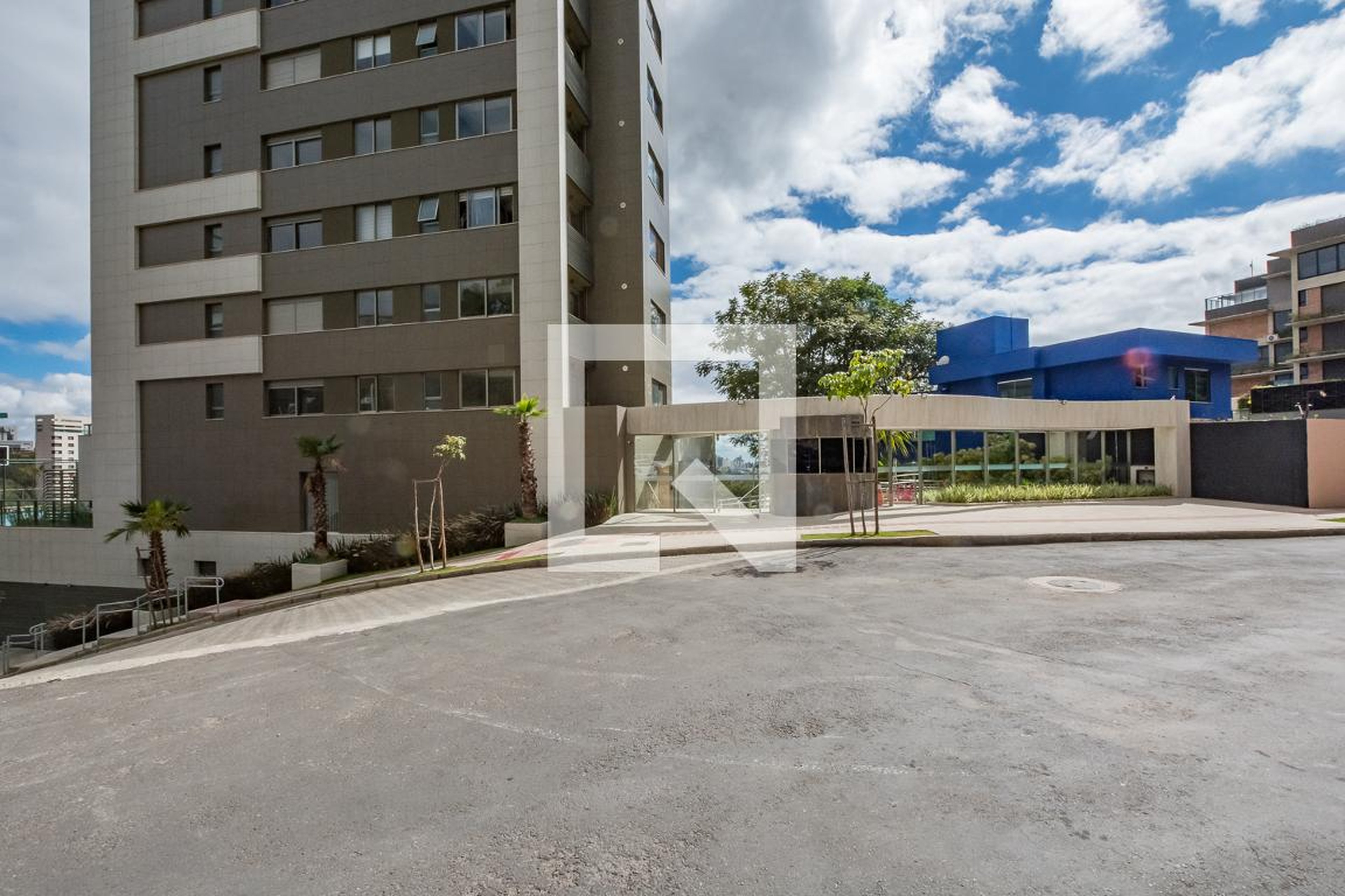 Fachada Condomínio Montparnasse