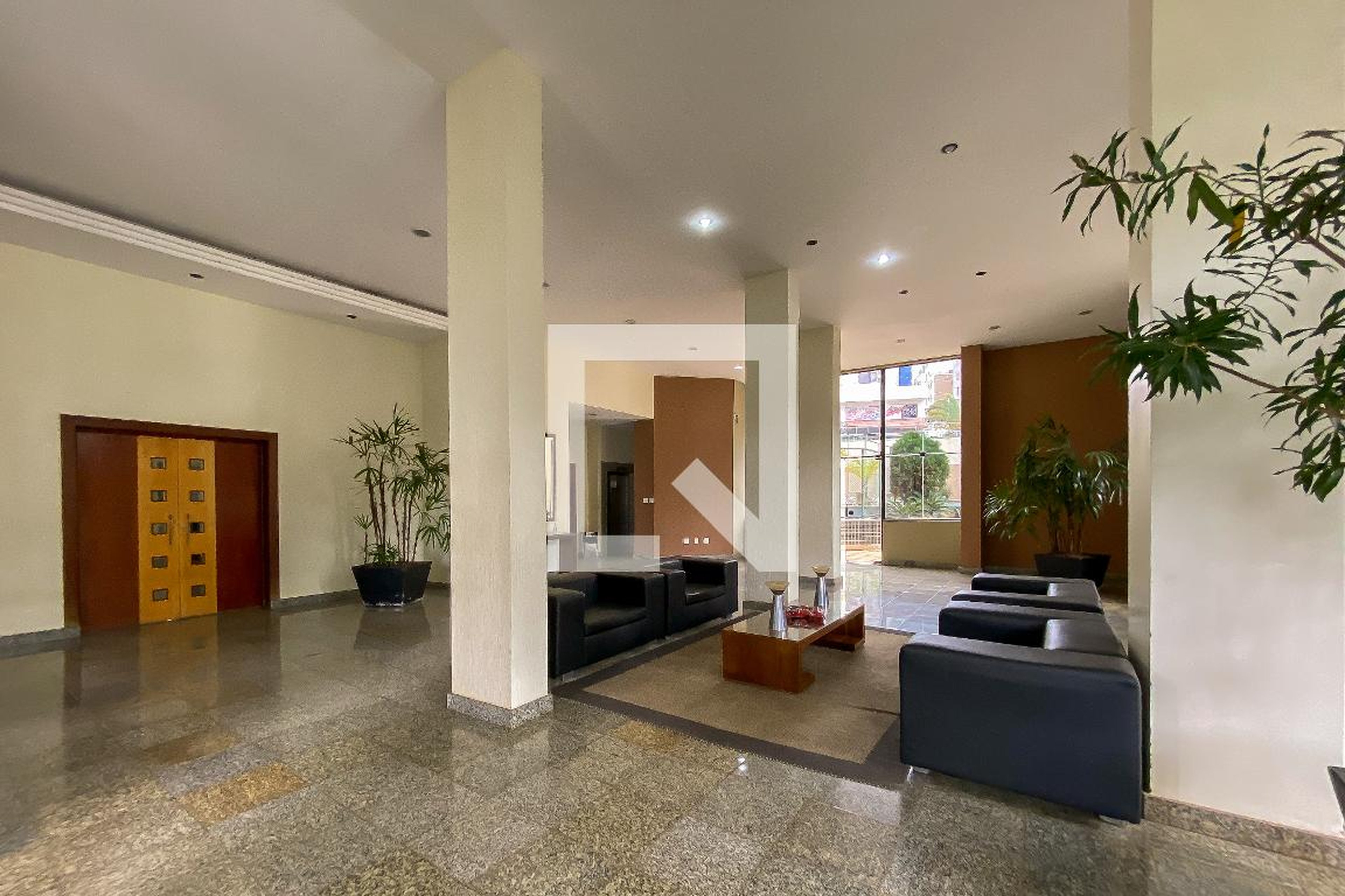 Hall social - Edifício Portal do Estoril