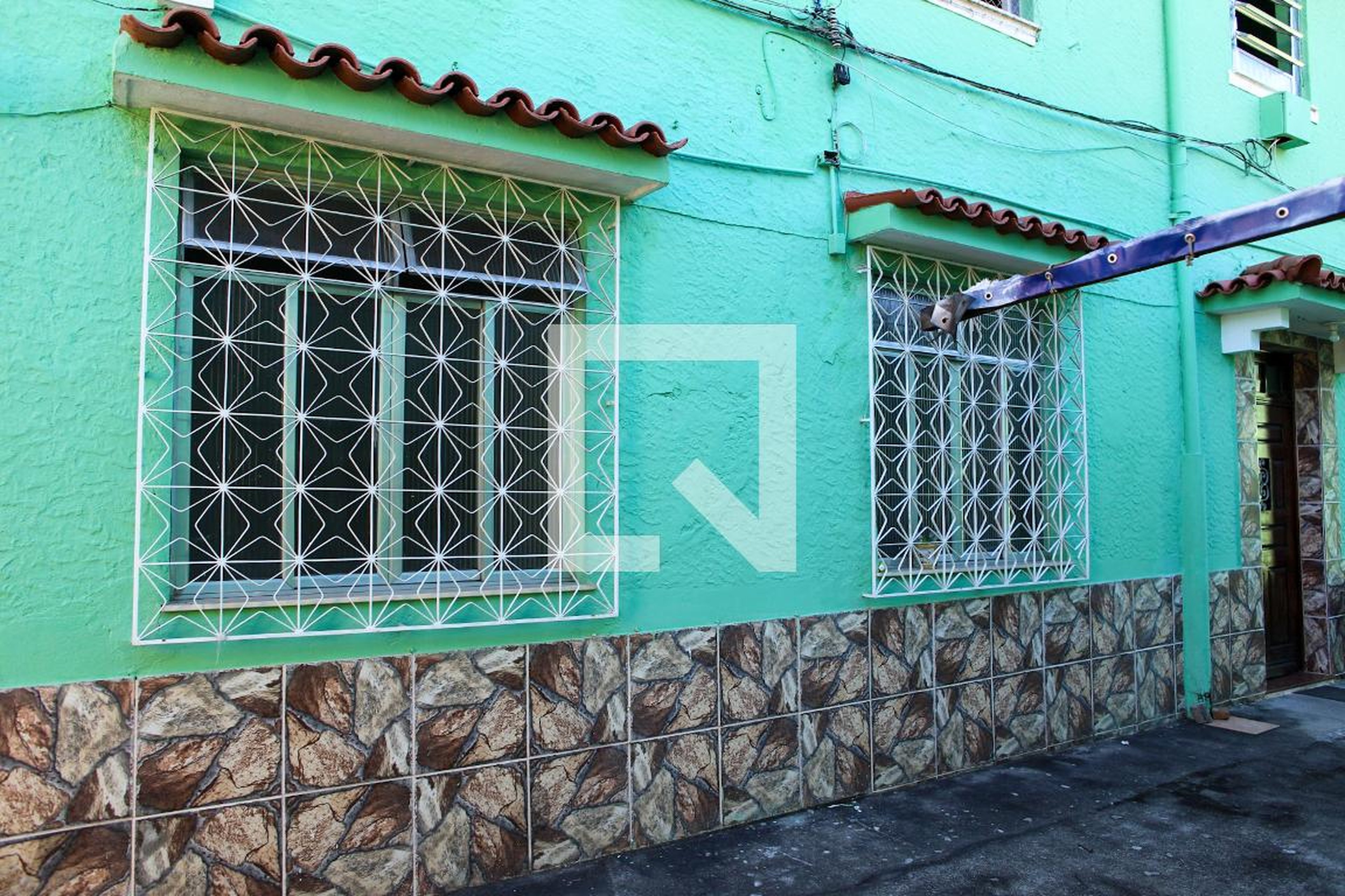 Fachada do Prédio Condomínio em Rua Paraná, 395