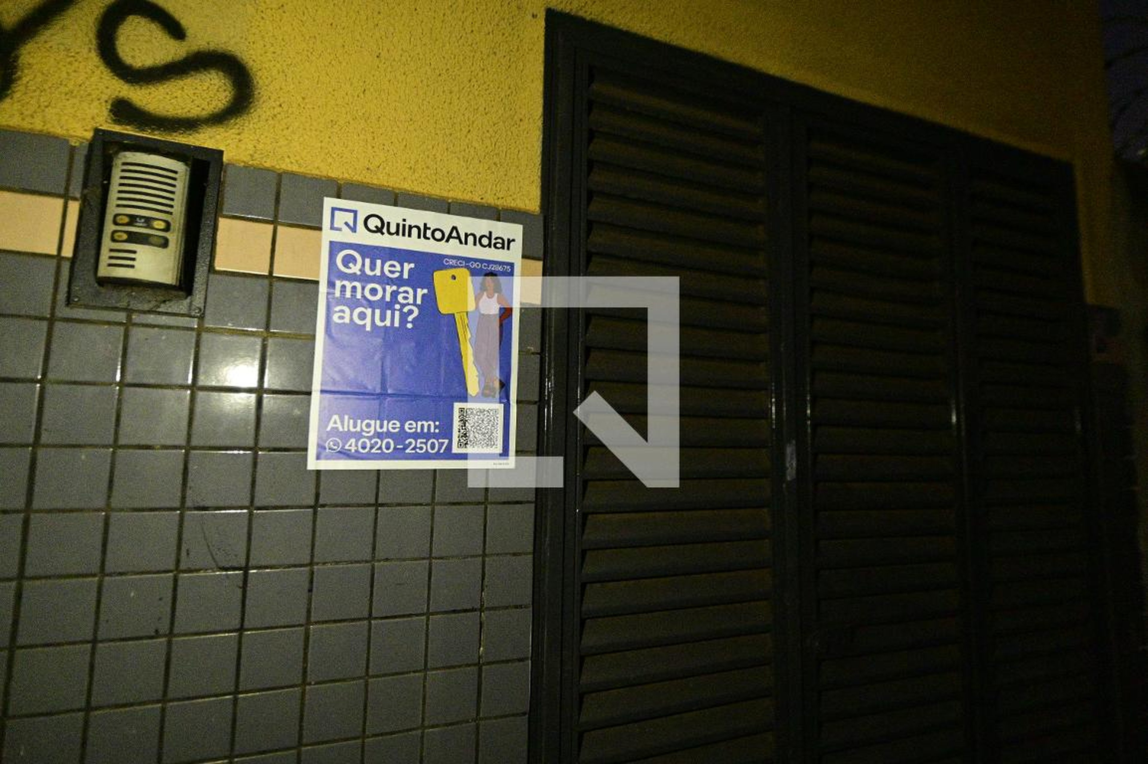 Entrada Condomínio em Avenida Anápolis, 51