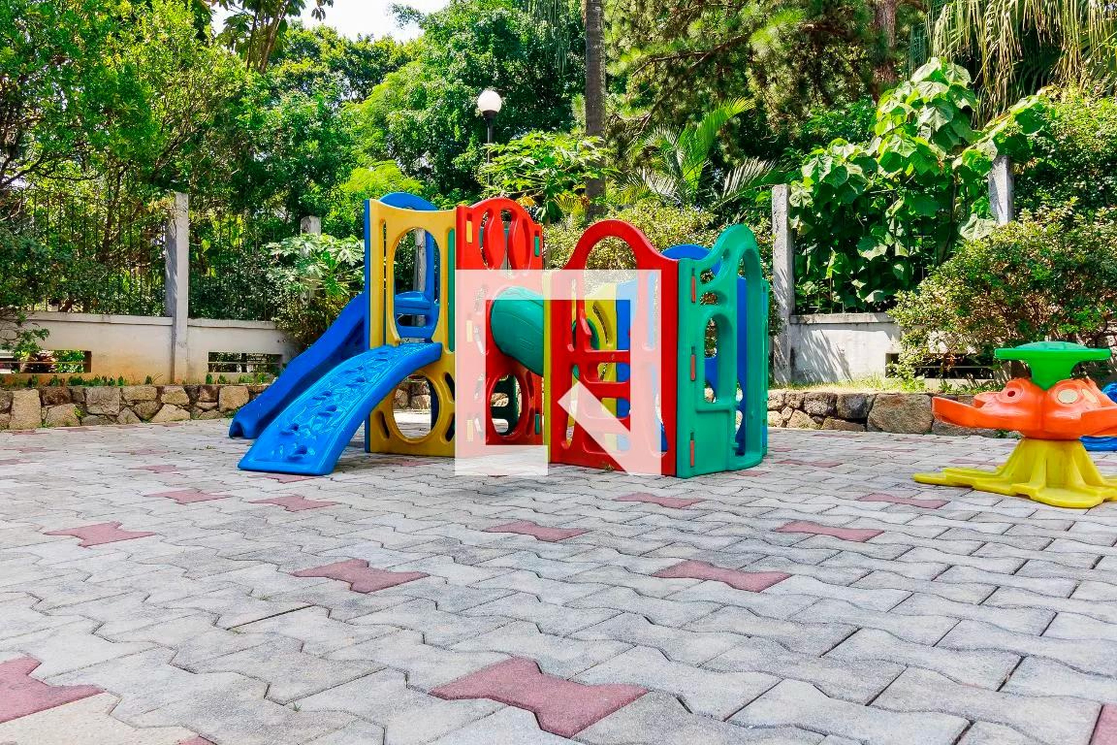 Playground - Edifício Praça das Três Torres