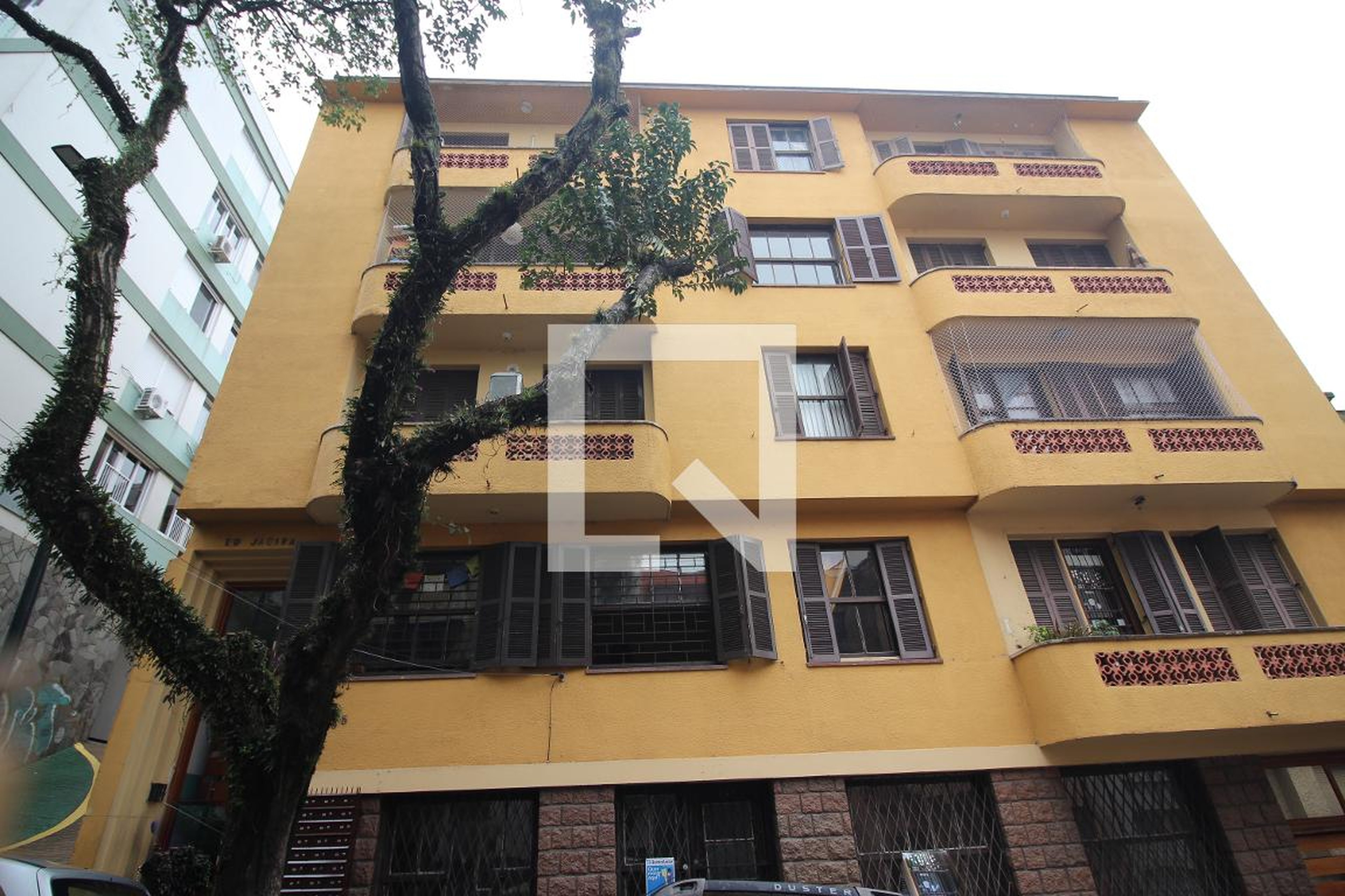 Fachada do Prédio Condomínio em Rua General Portinho, 349