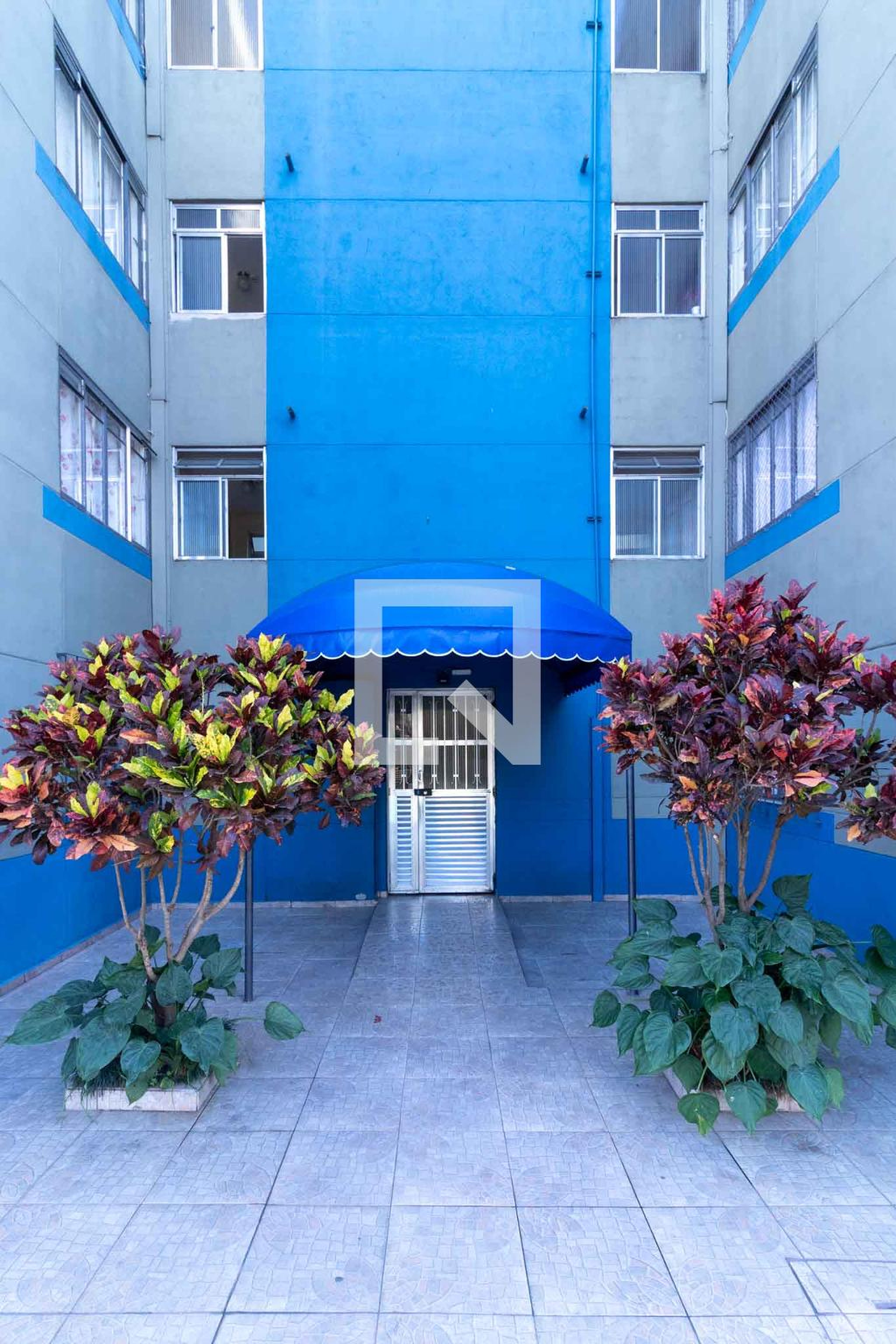 Entrada - Savério Valente
