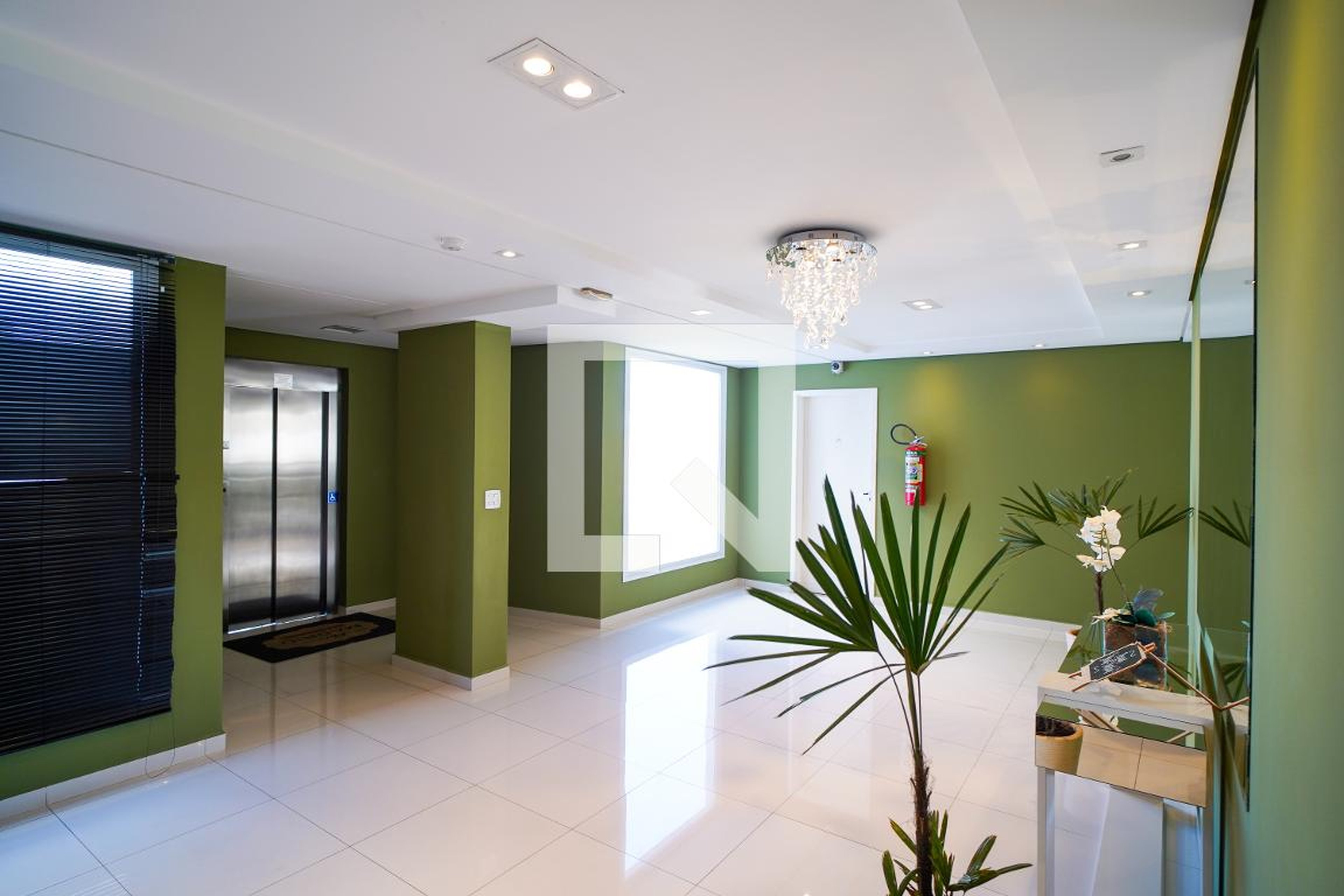 Hall de entrada - Plaza Madrid