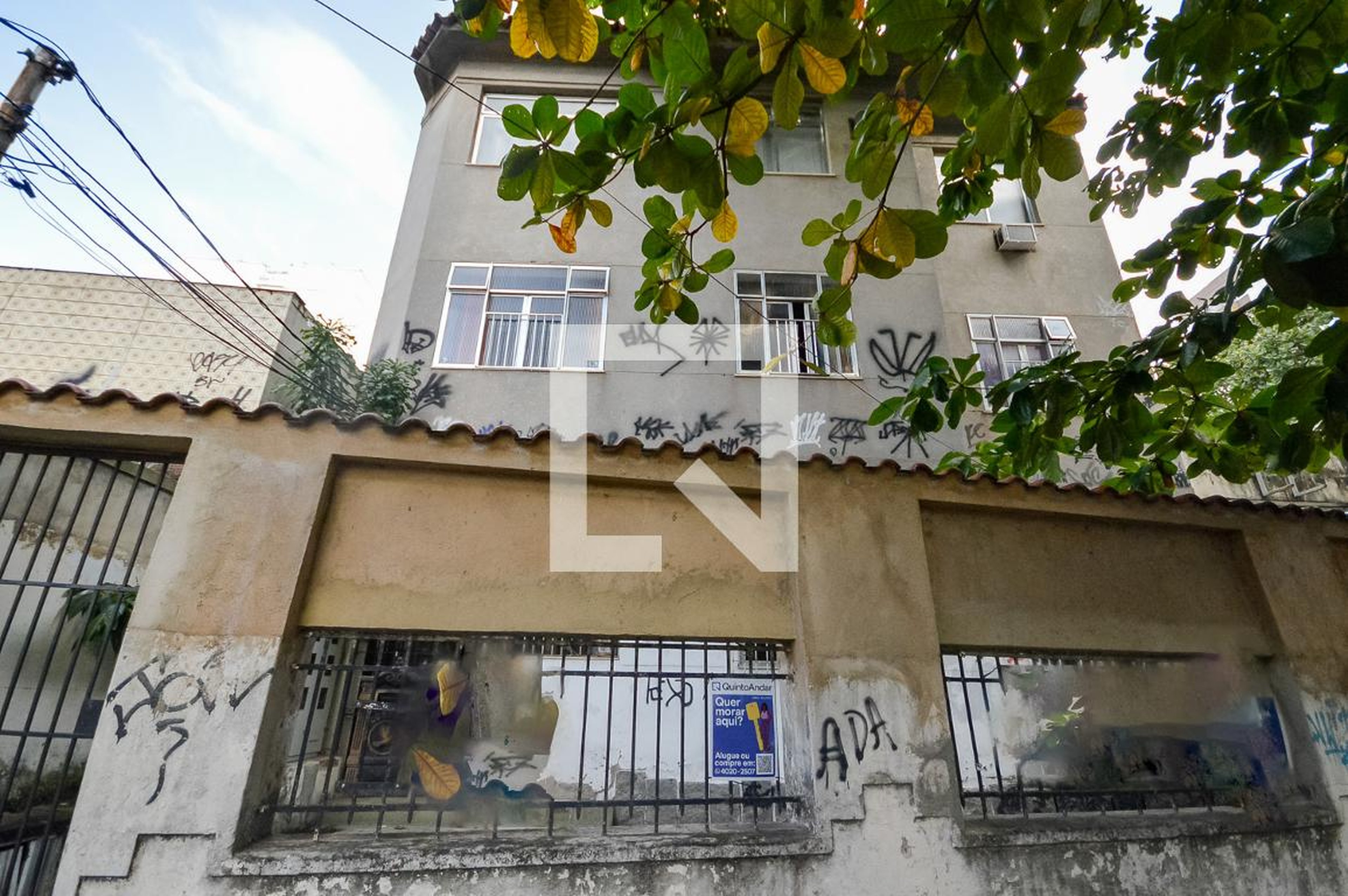 Fachada Condomínio em Rua José Vicente, 79