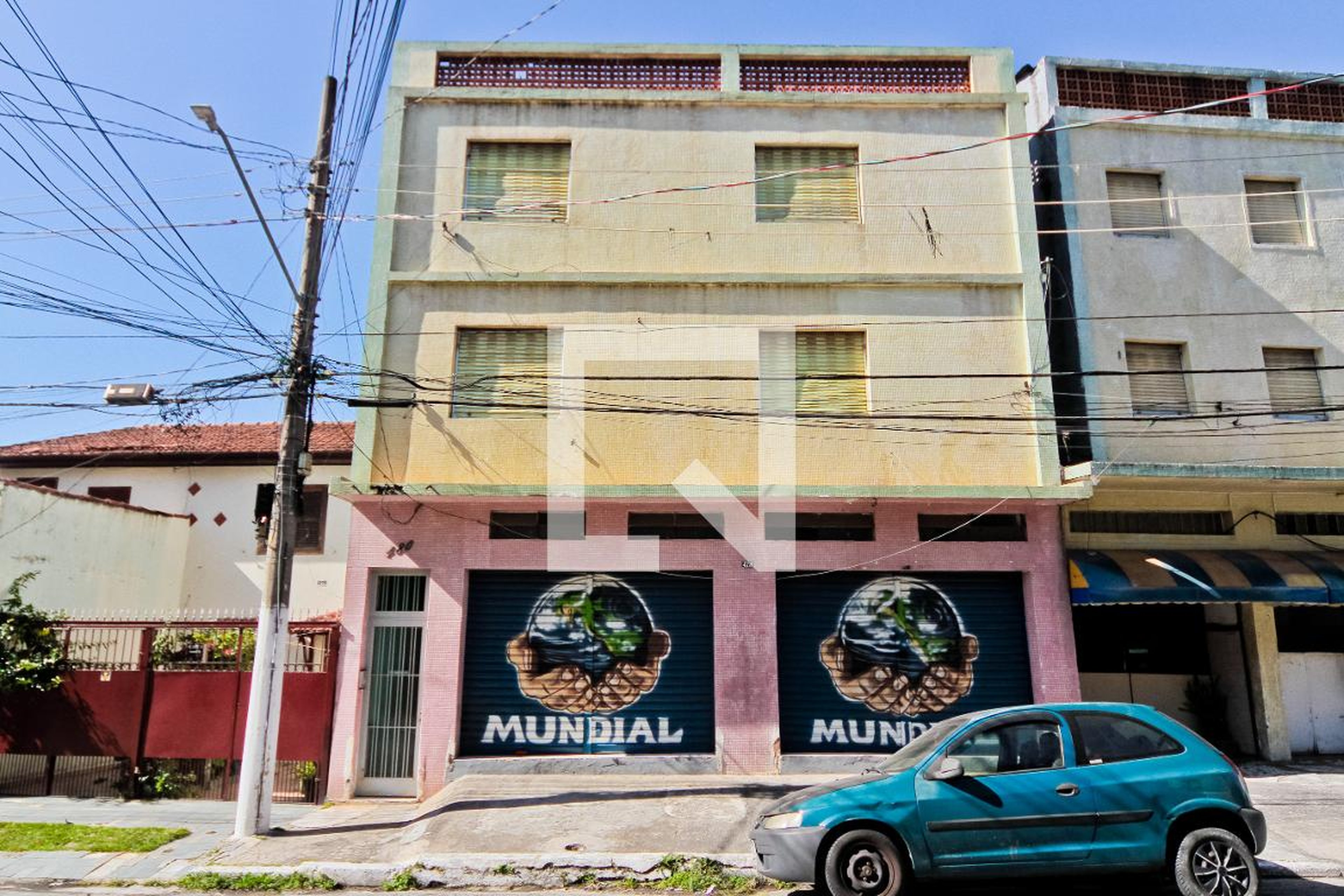 Fachada Condomínio em Rua Brigadeiro Xavier de Brito, 480