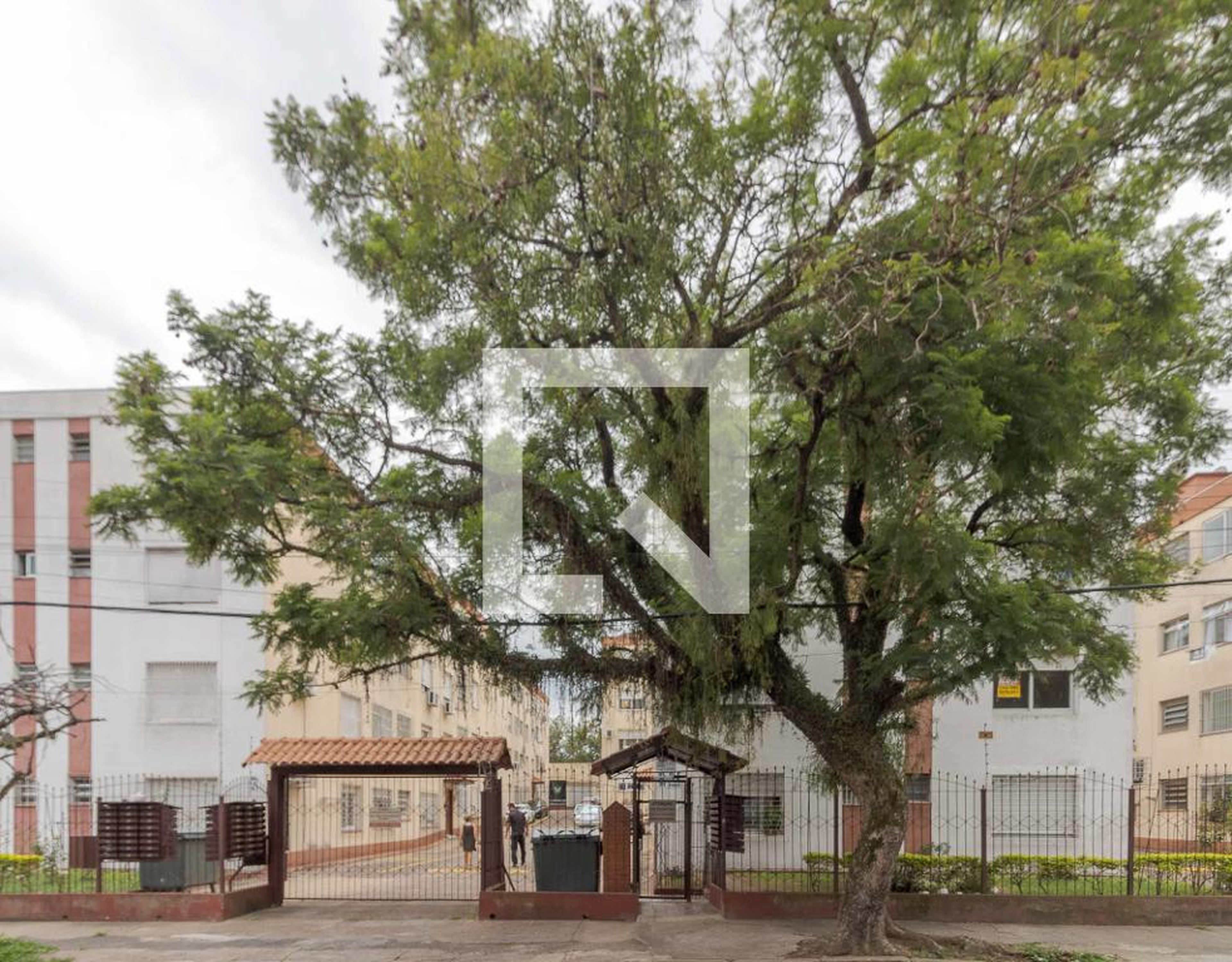 Fachada Condomínio em Rua Golda Meir, 77