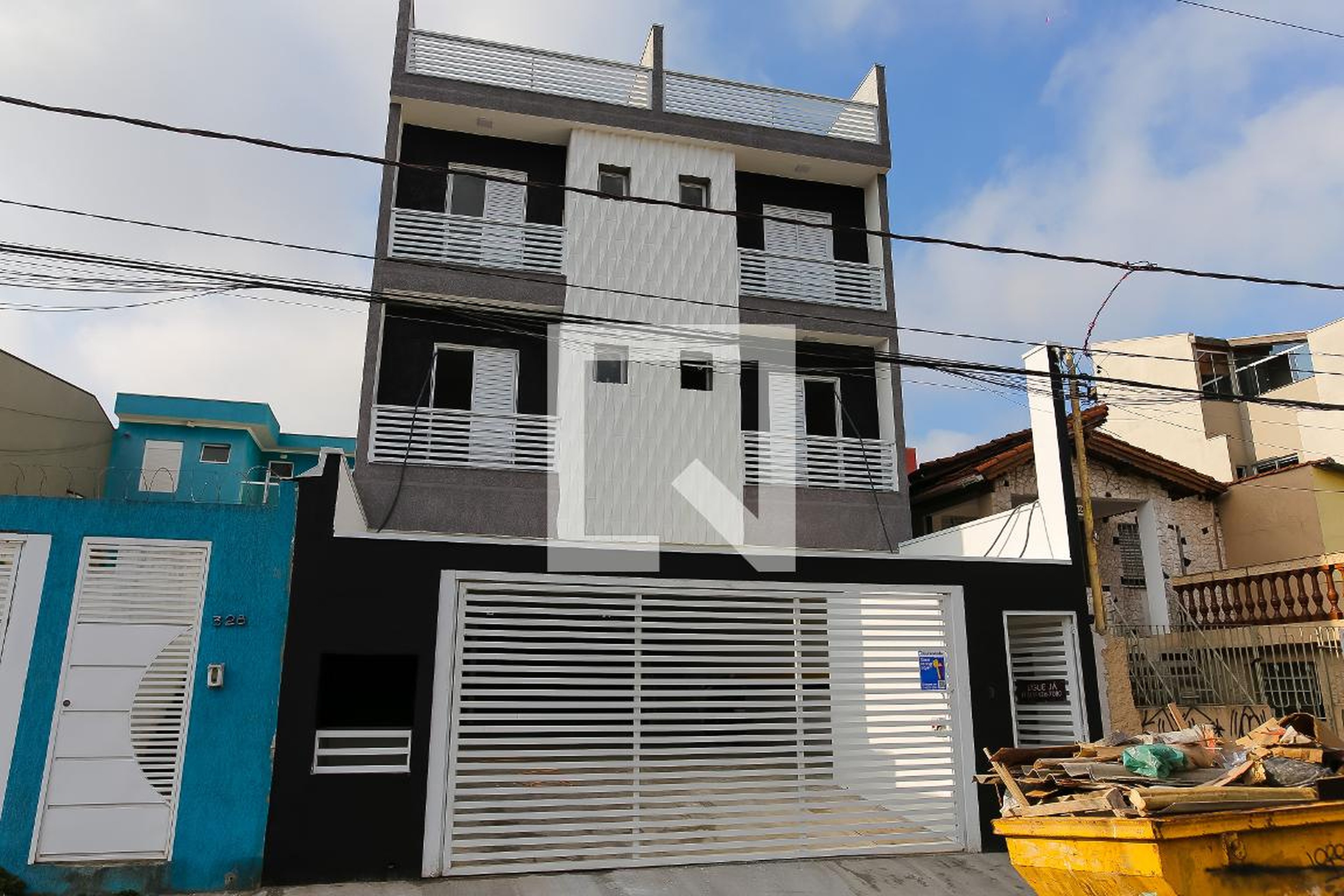 Fachada Condomínio em Rua Jamaica, 380