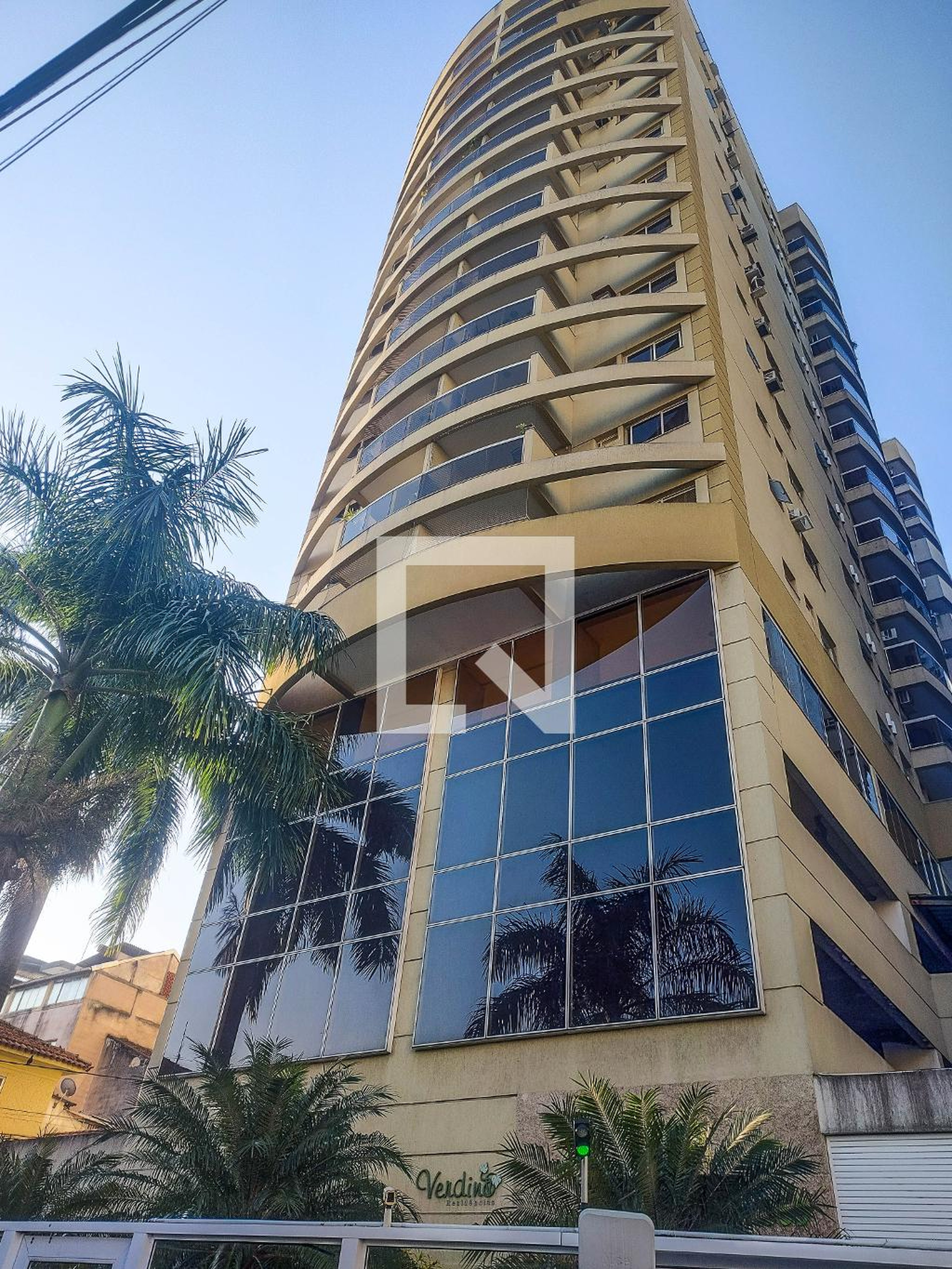 Fachada do Prédio Condomínio Verdino