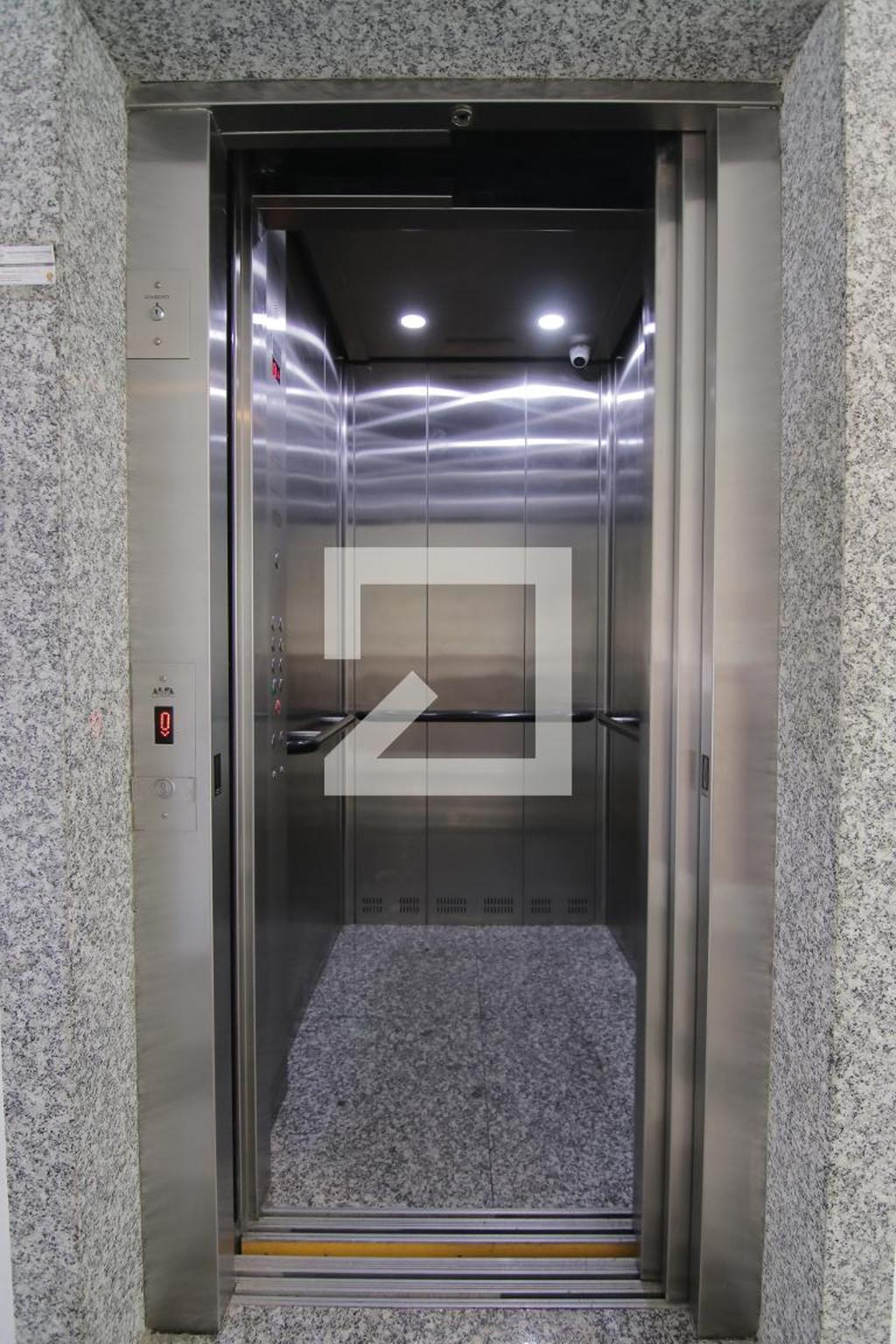 elevador - Residencial Araucaria Edifício Flora