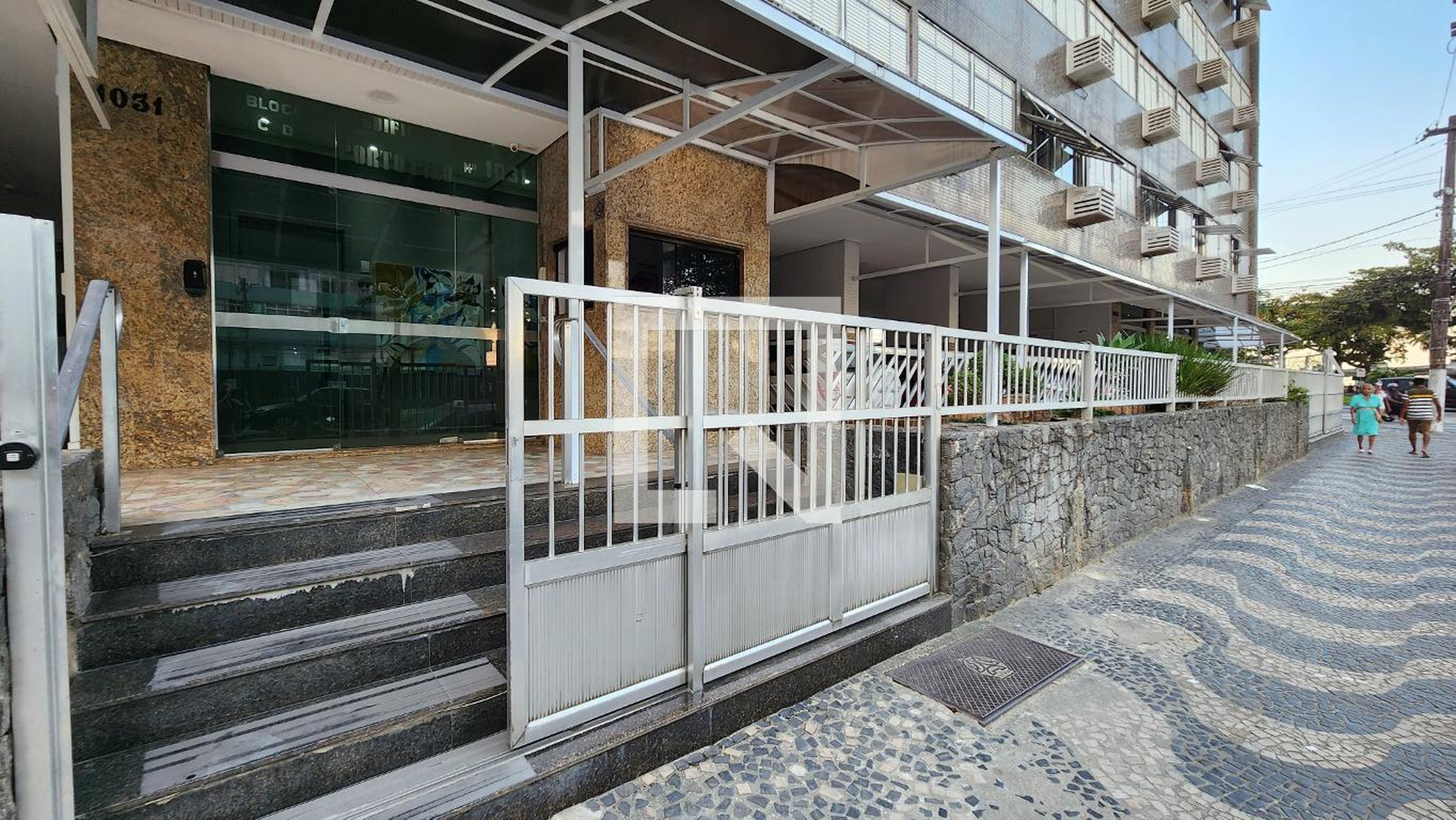 Fachada do Prédio Condomínio Porto Fino