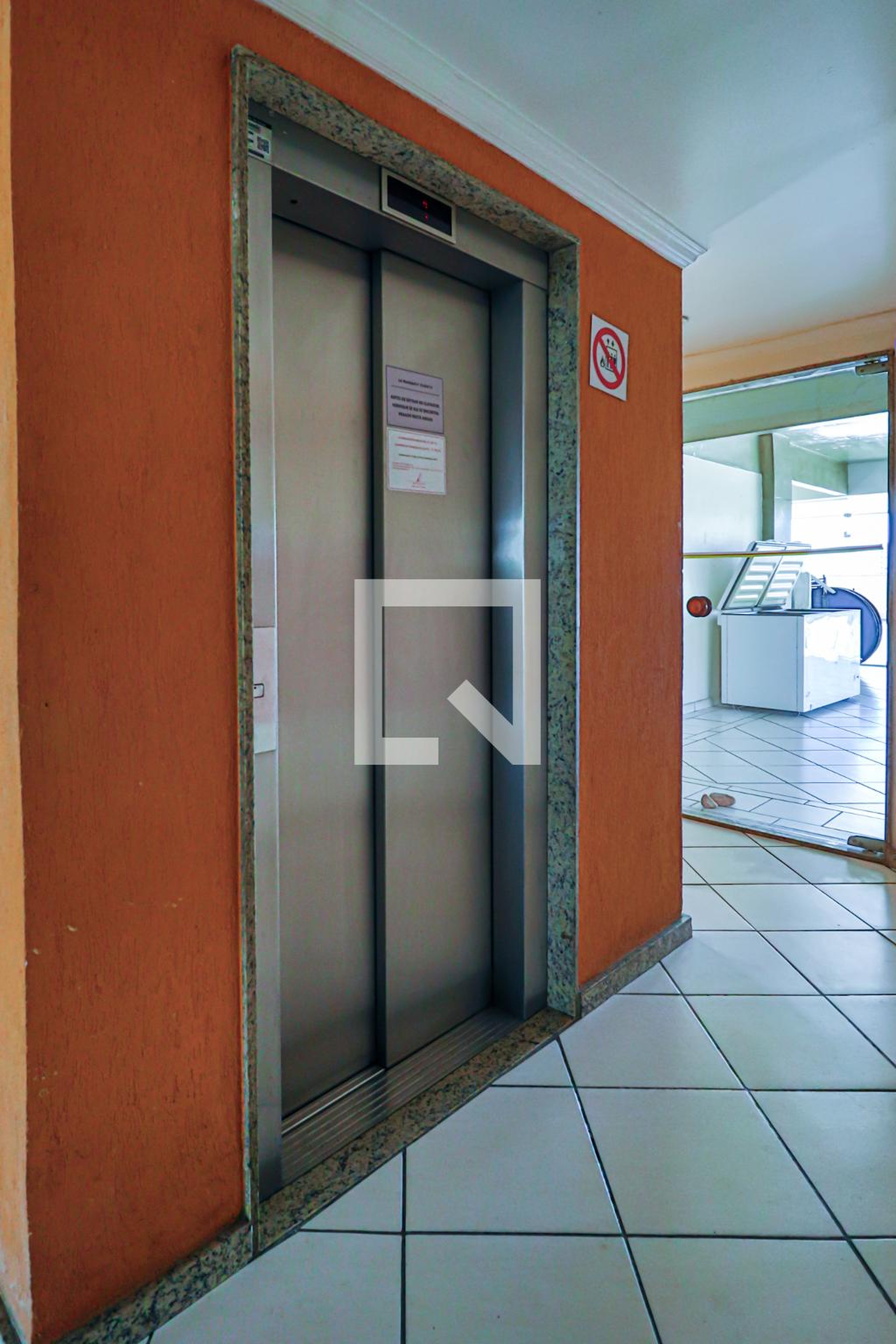 Elevador - Edifício Cristal