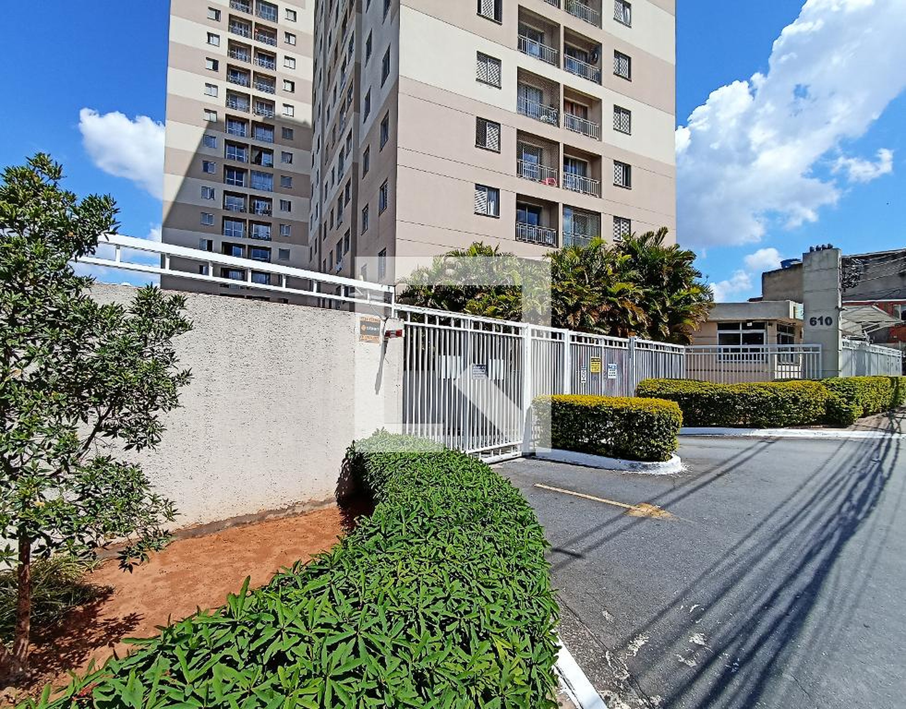 Fachada do Condomínio Condomínio Califórnia