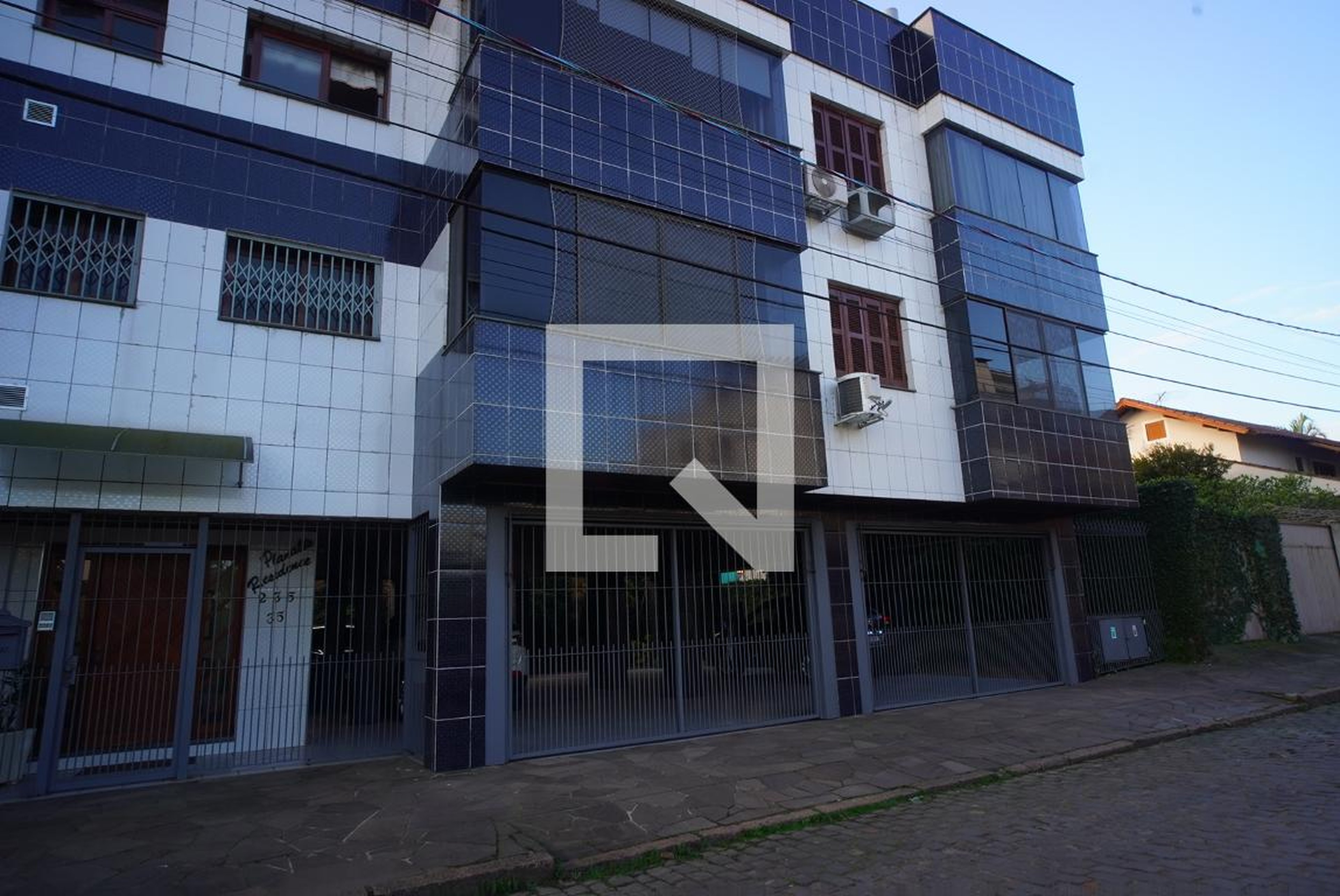 Fachada Condomínio Ed. Planalto Residence