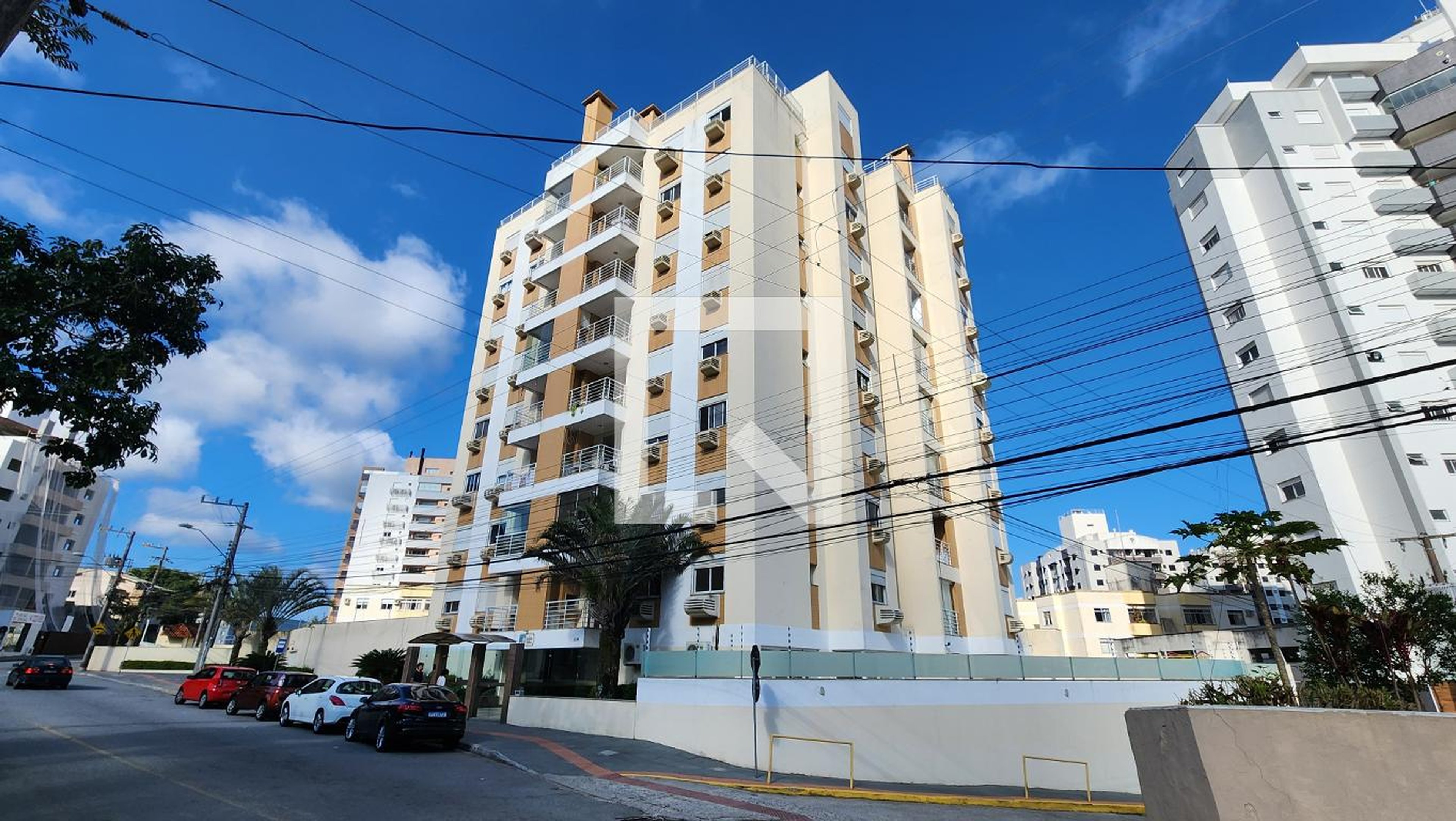 Fachada Condomínio Solar de Évora