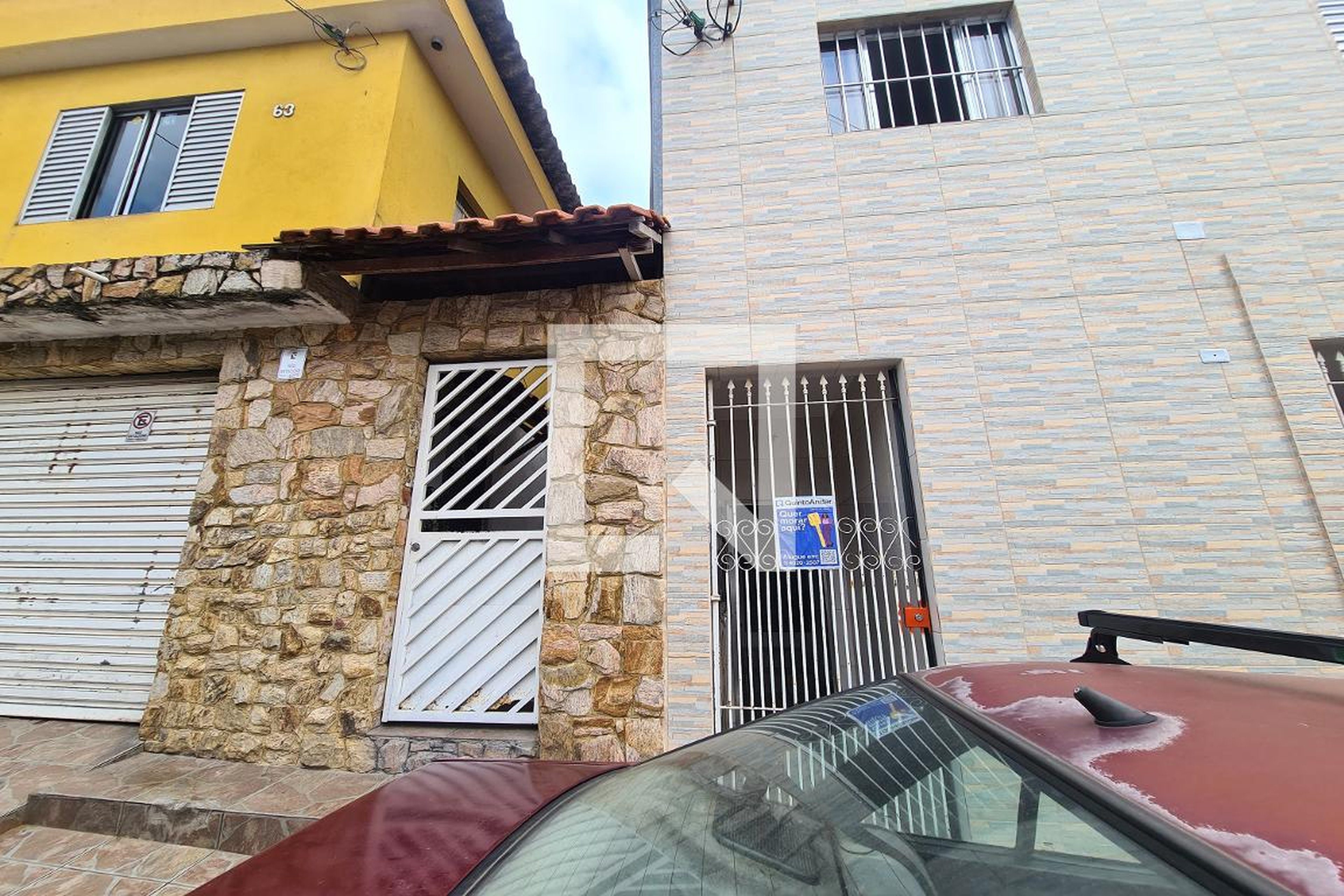 Fachada Condomínio em Rua José Farias Moreira, 69