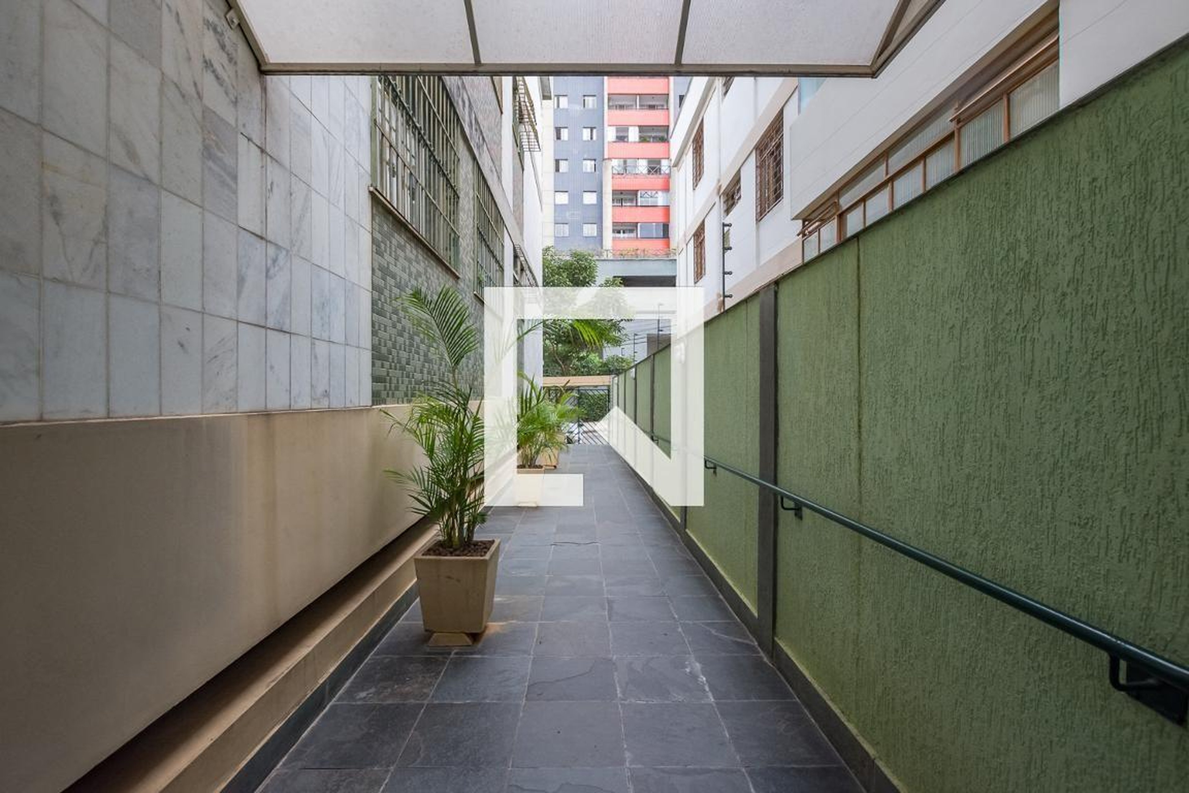 Entrada - Edifício Camila