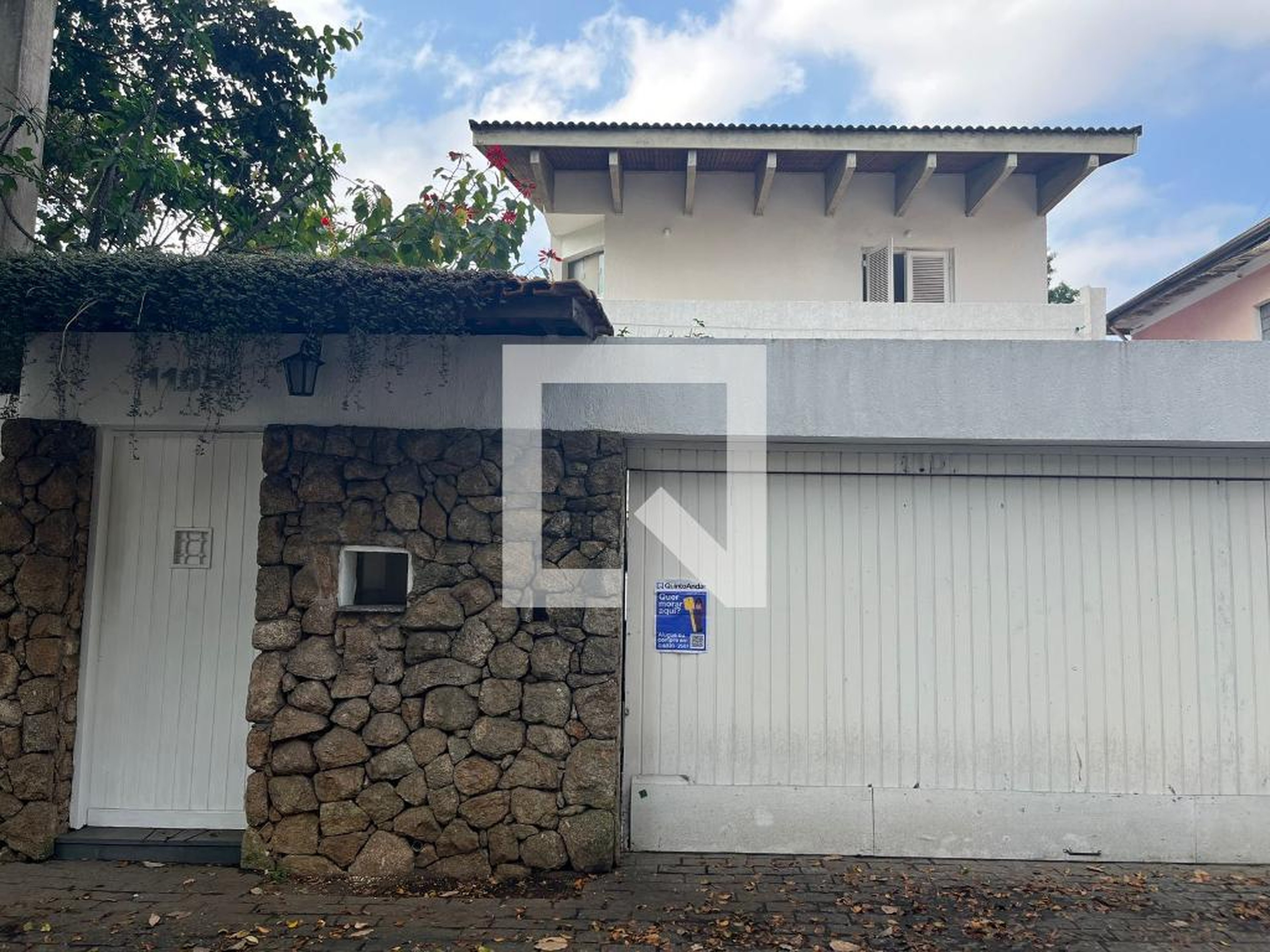 Fachada Condomínio em Avenida Itacira, 1105