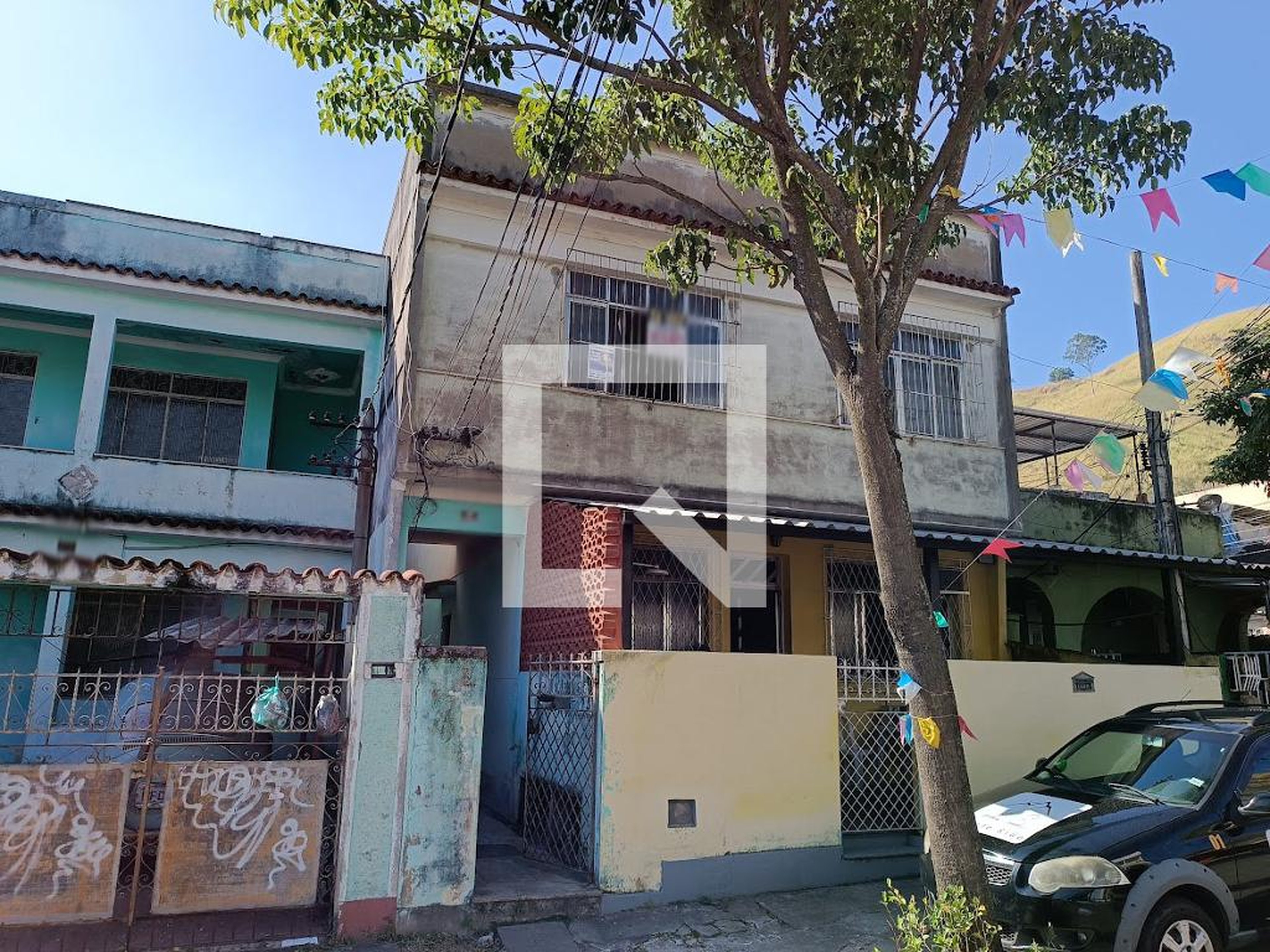 Fachada Condomínio em Rua Fernandes Leão, 31