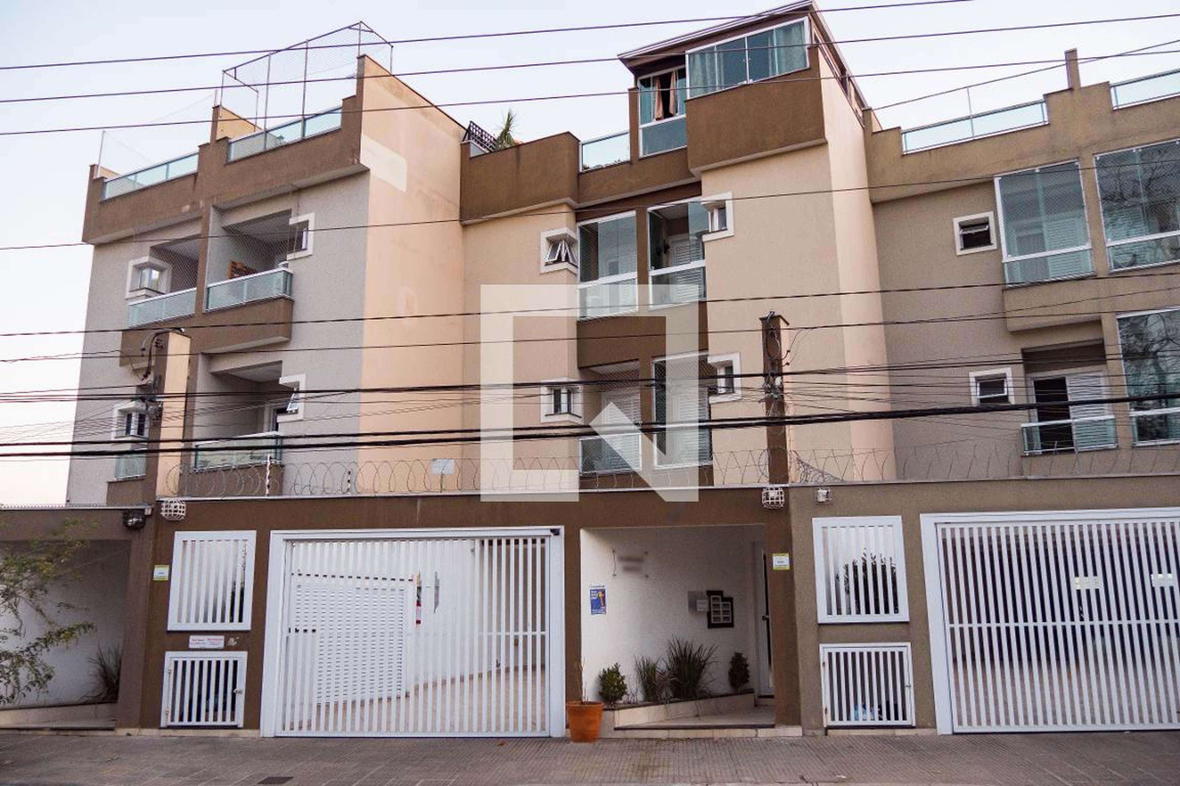 Fachada Condomínio em Rua Manduri, 345