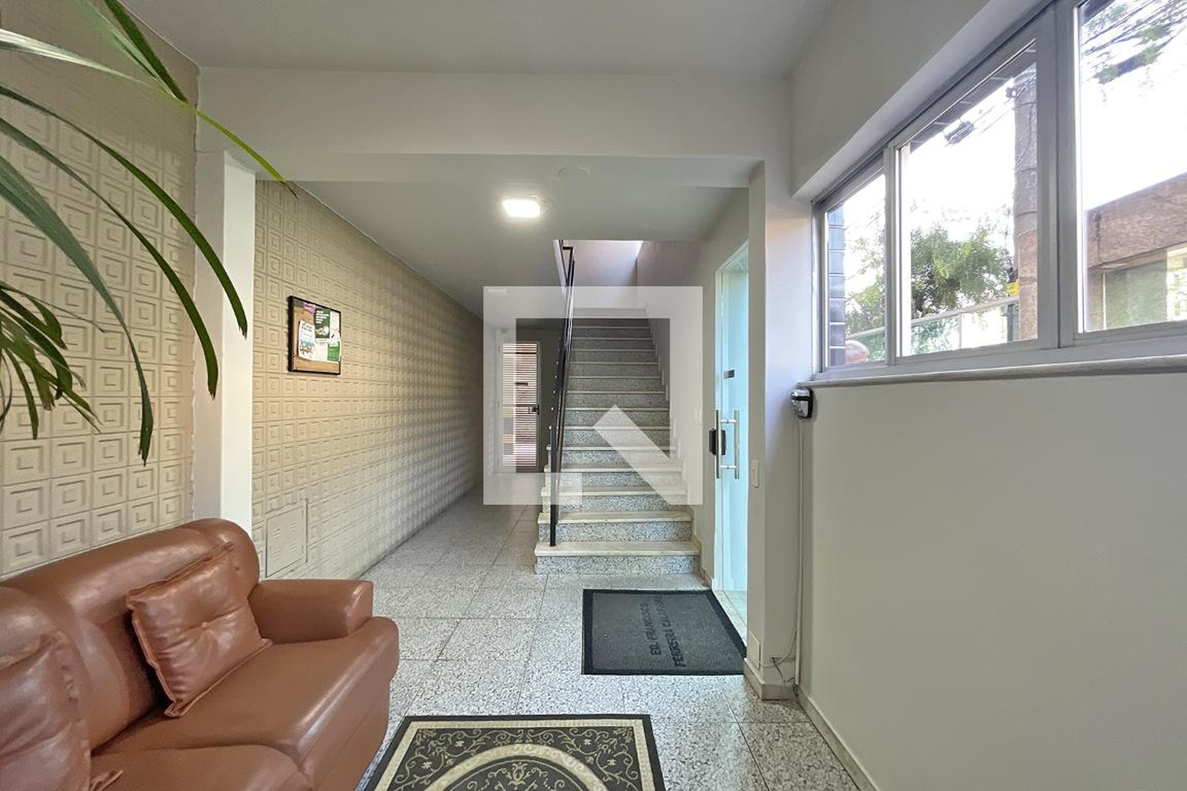 Entrada - Edifício Francisco Ferreira Calafiori