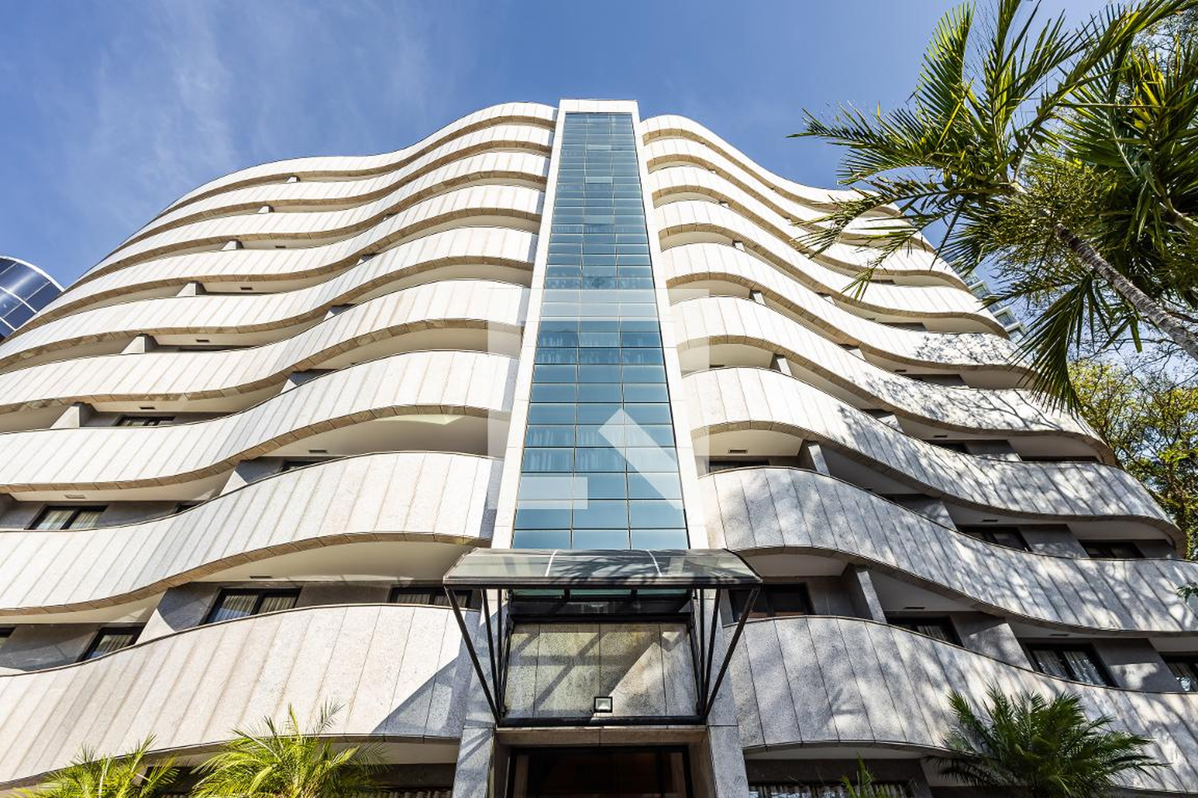 Fachada Condomínio George V Residence