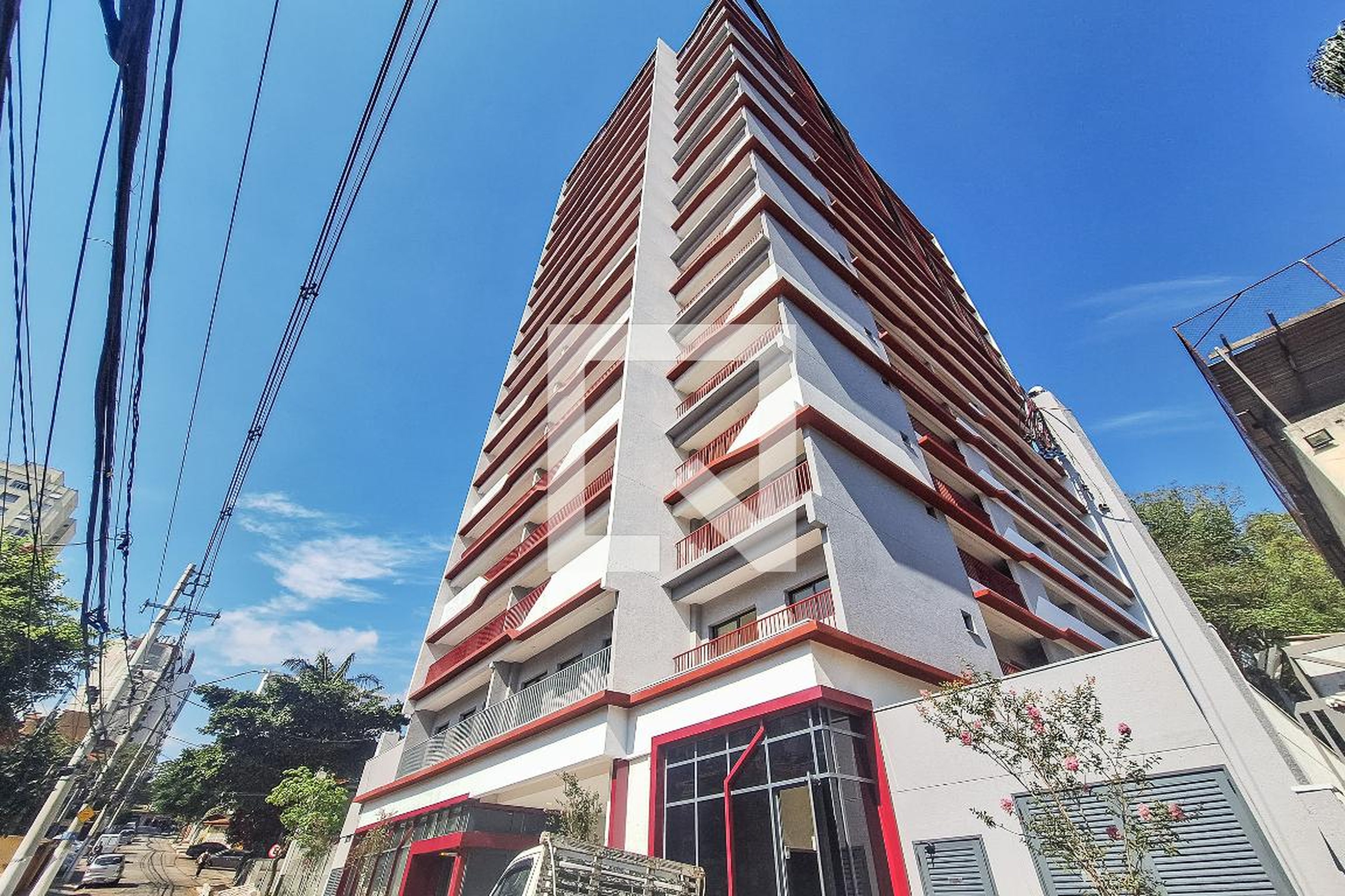 Fachada Condomínio em Rua Capitão Cavalcanti, 178