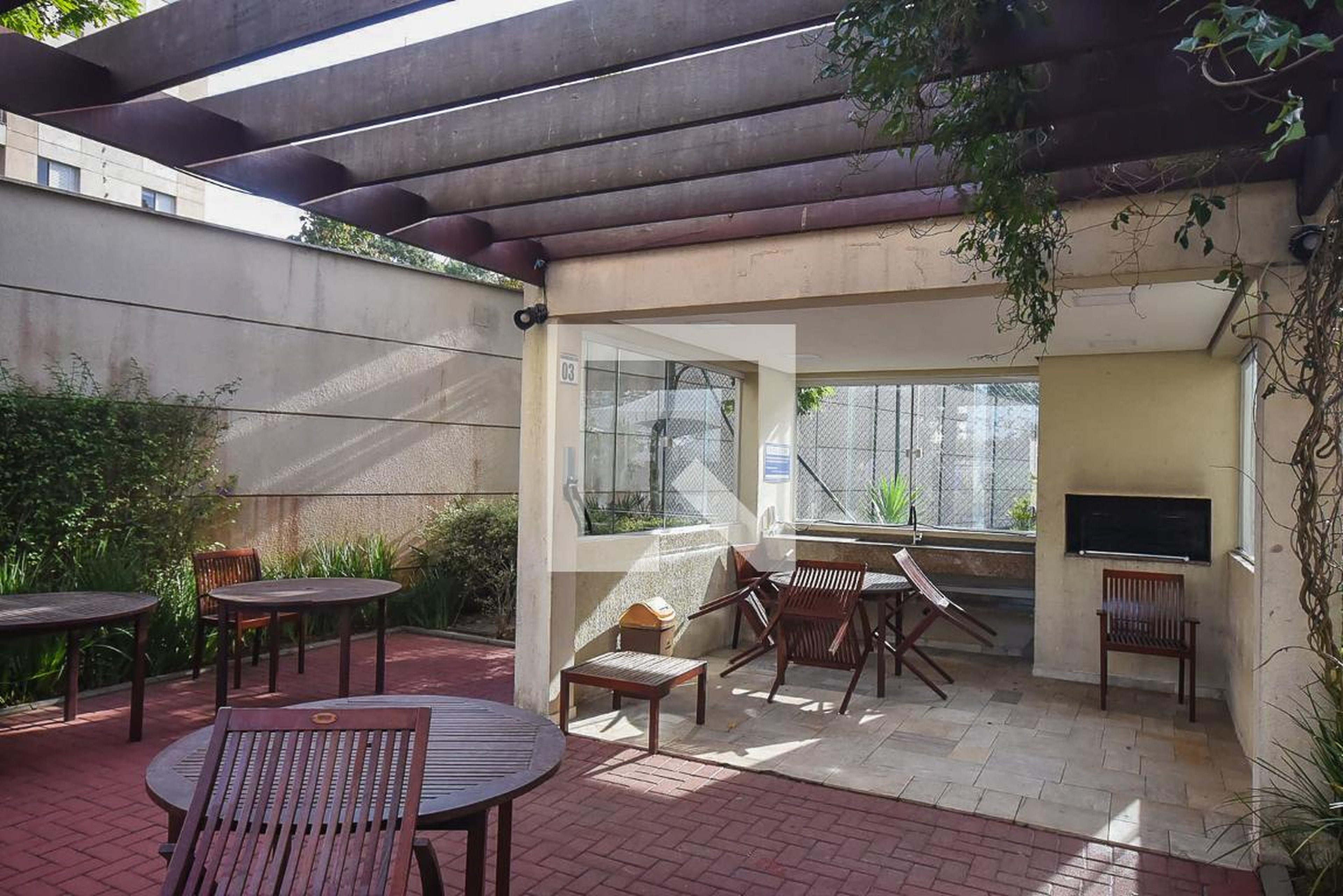 Churrasqueira - Colinas do Sol