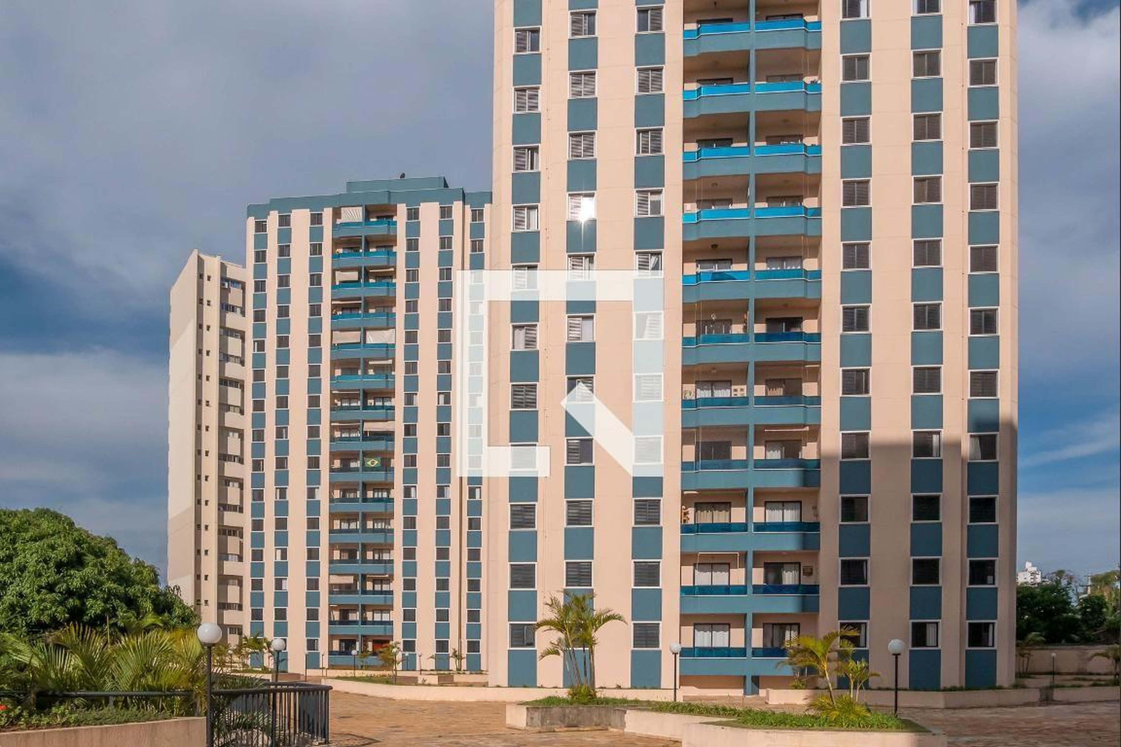 Fachada Condomínio Morada dos Deuses