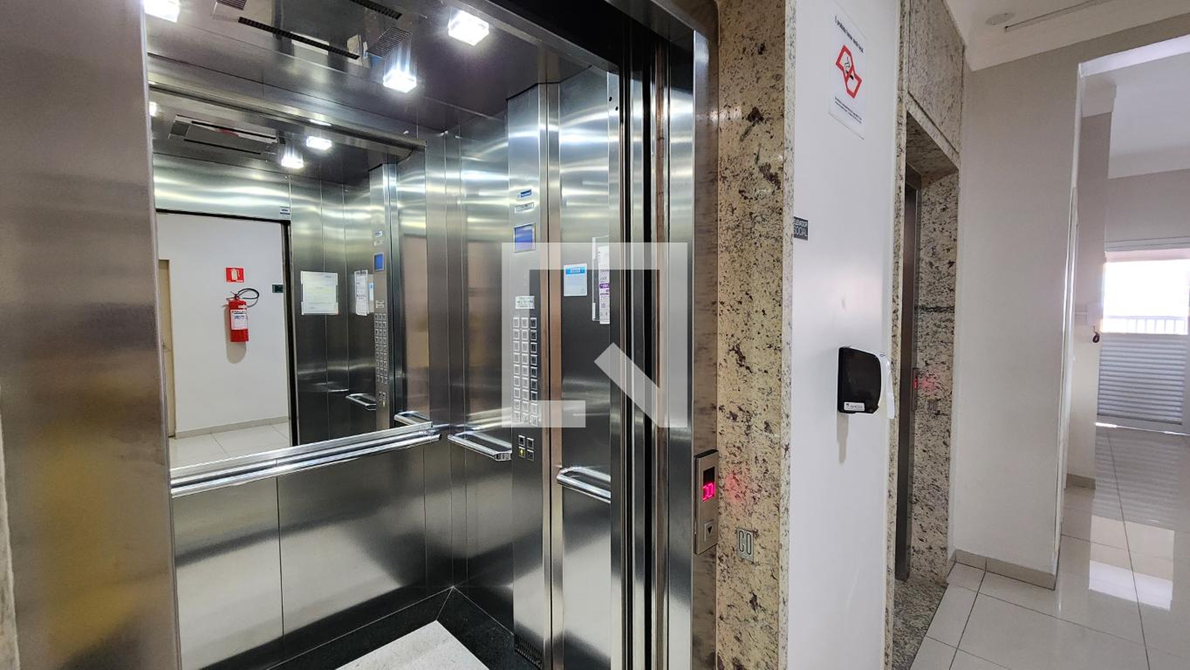 ELEVADOR - São Patrício