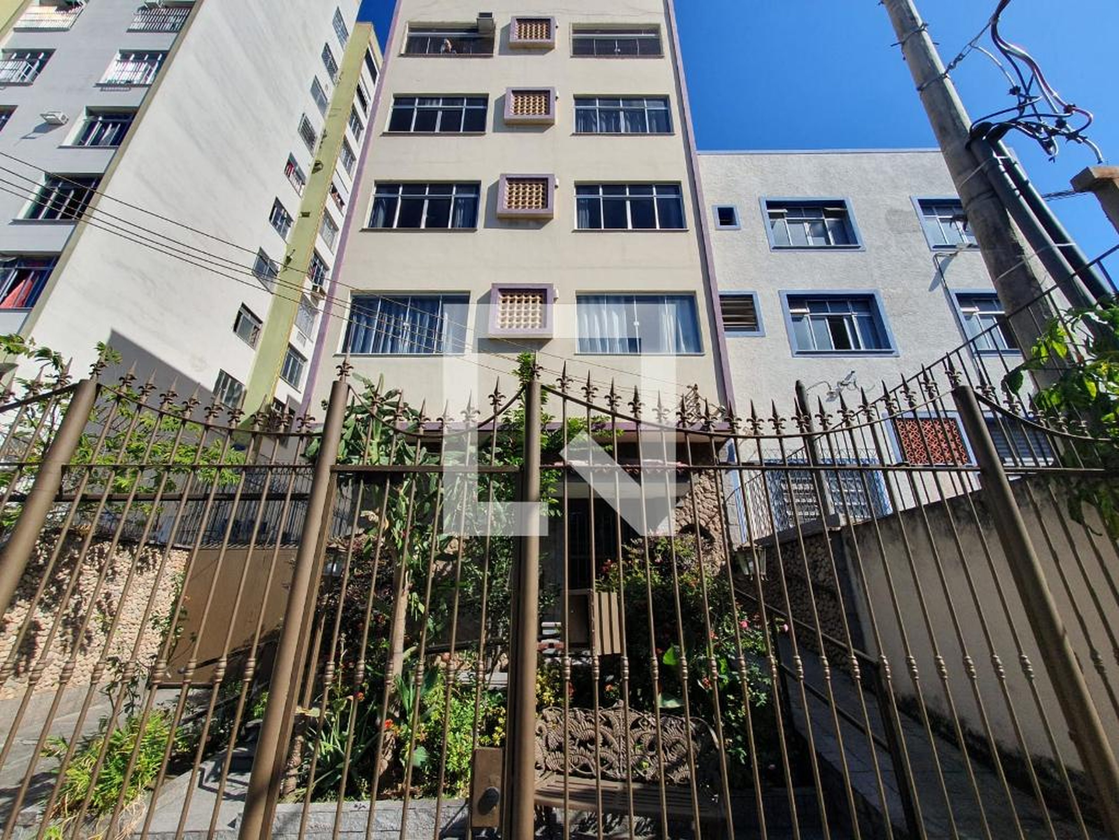 Fachada Condomínio em Rua São Januário, 179