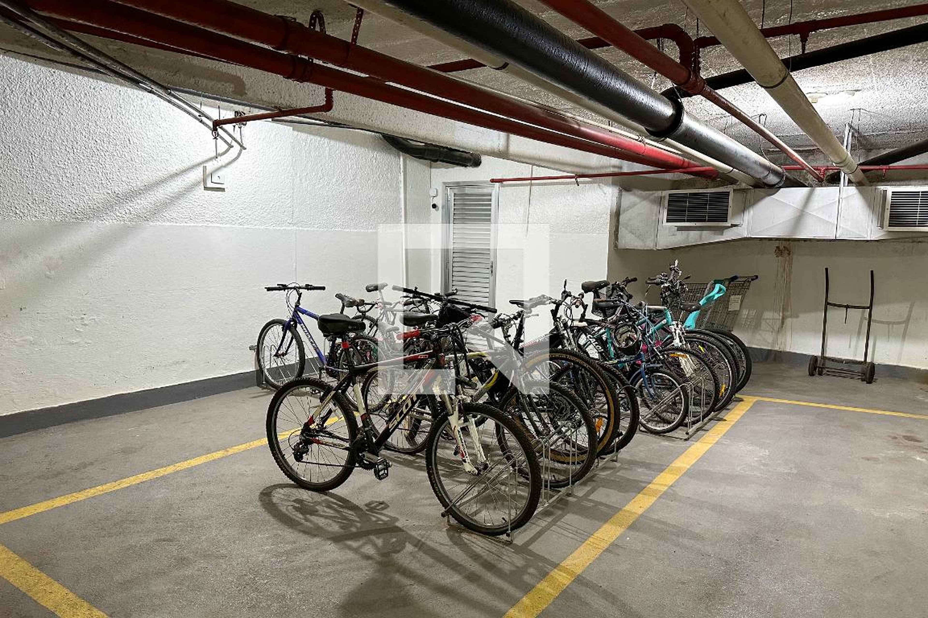 Bicicletário - Edifício Doana