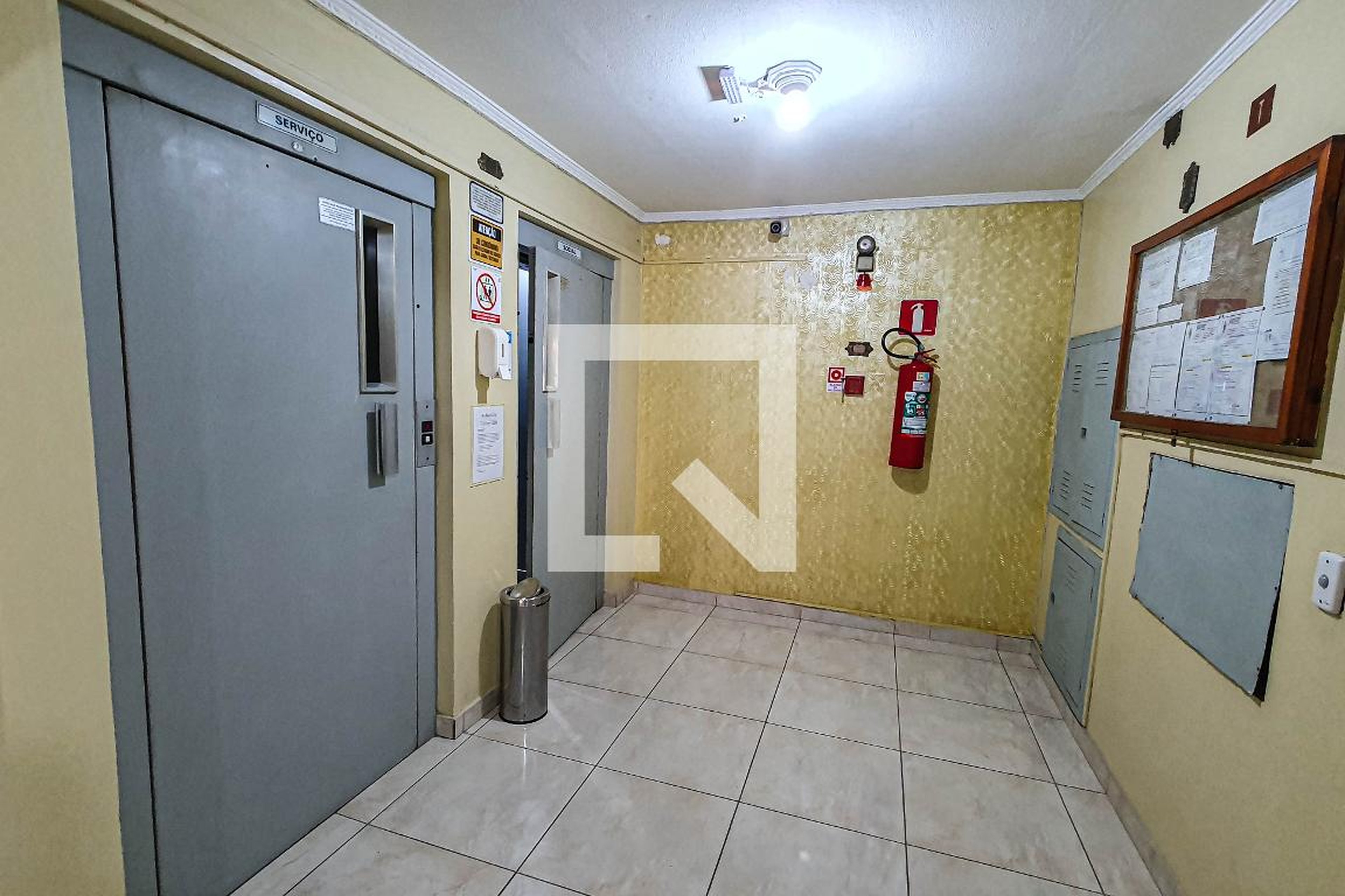 Hall social - Conjunto Residencial Sabiás