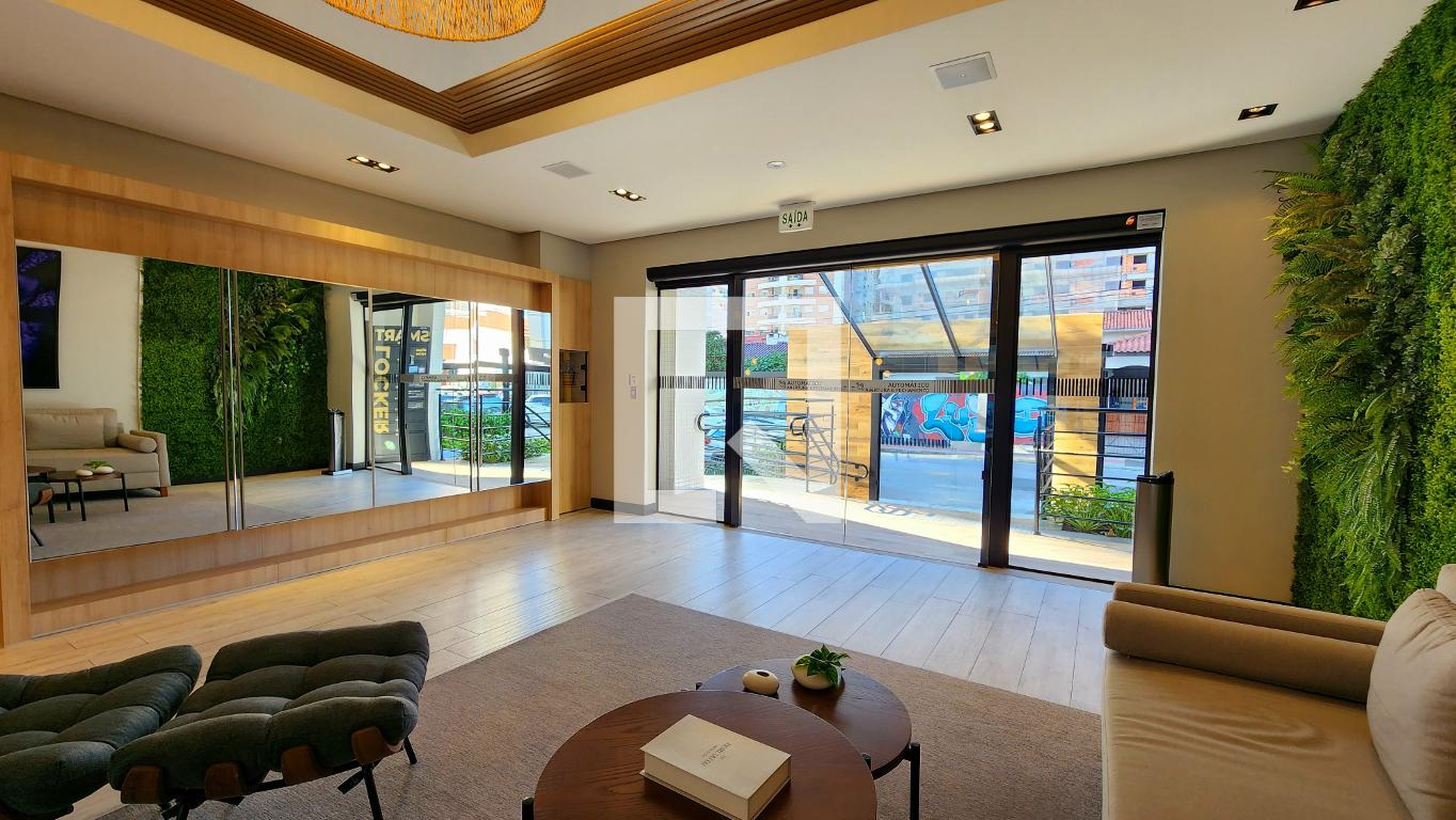 Hall de Entrada Condomínio Áster