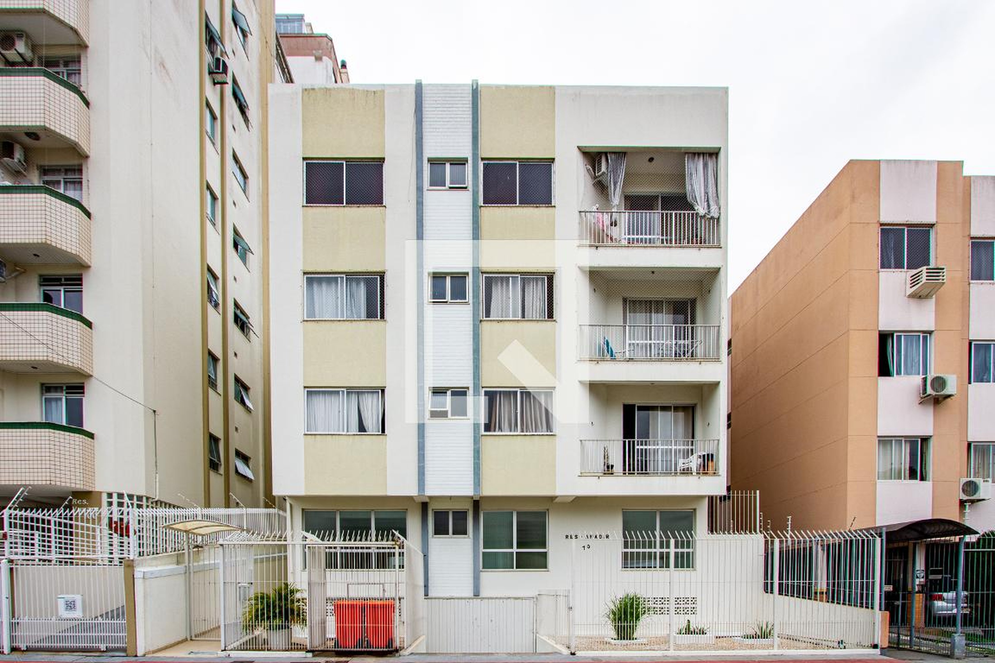 Fachada Residencial Anadir