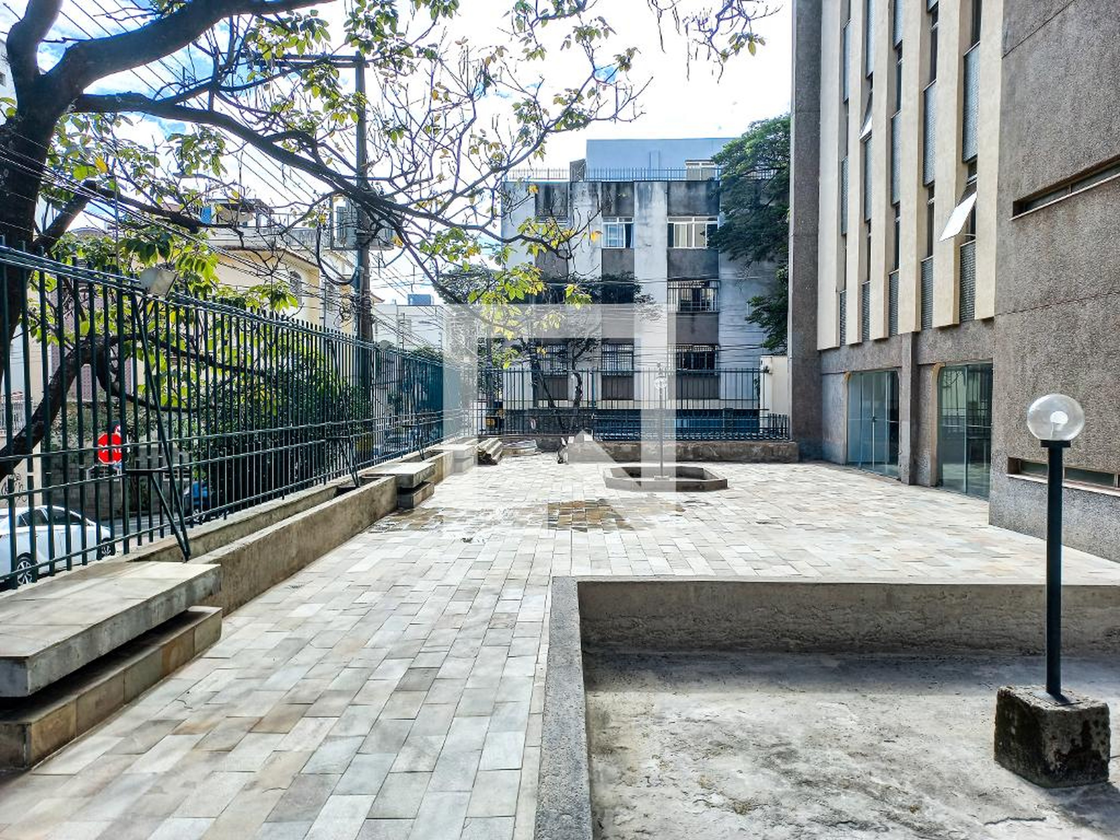 Area Externa - Edifício Jorge M Thomas