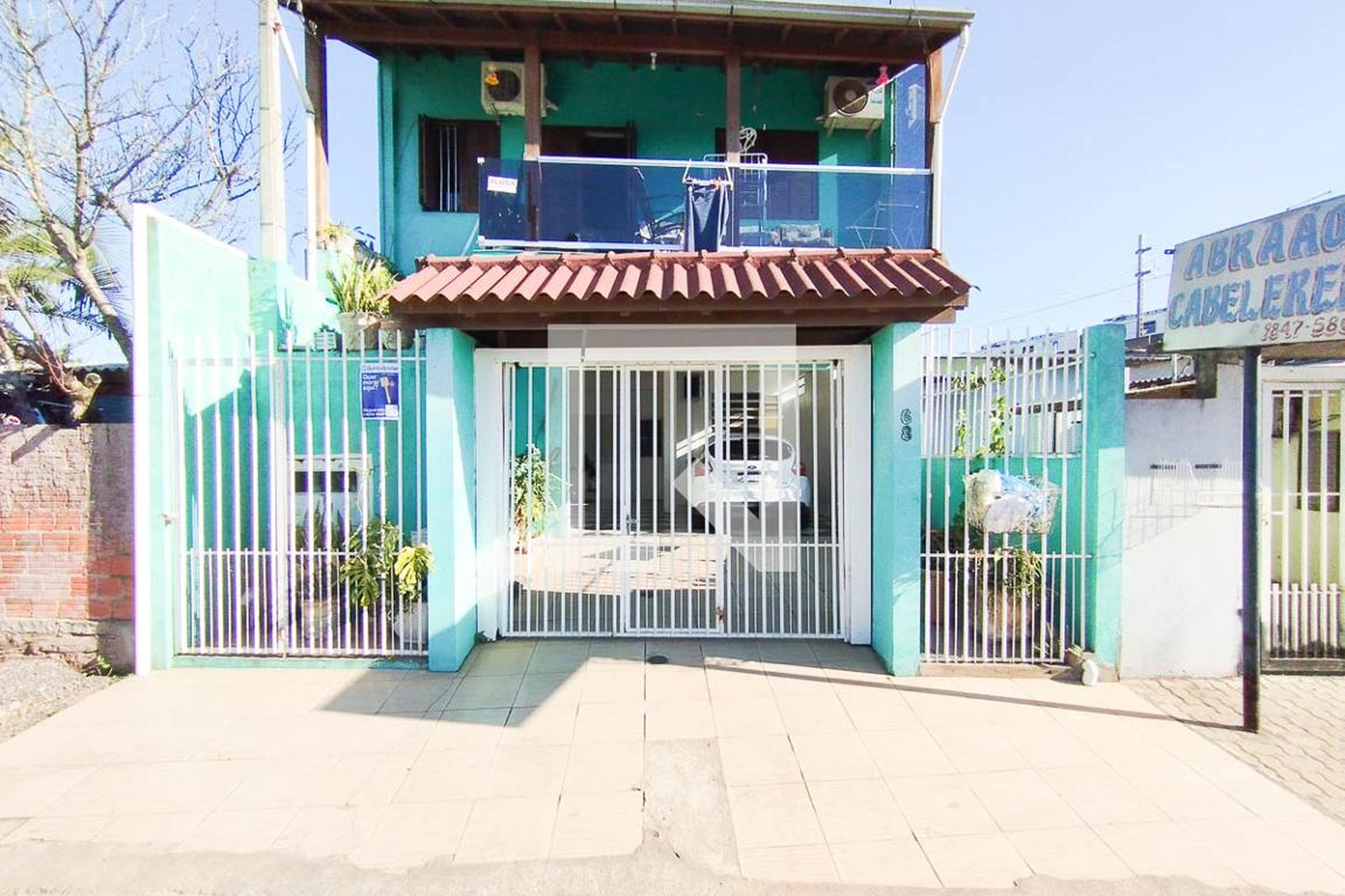 Fachada Condomínio em Avenida Quatorze Bis, 68