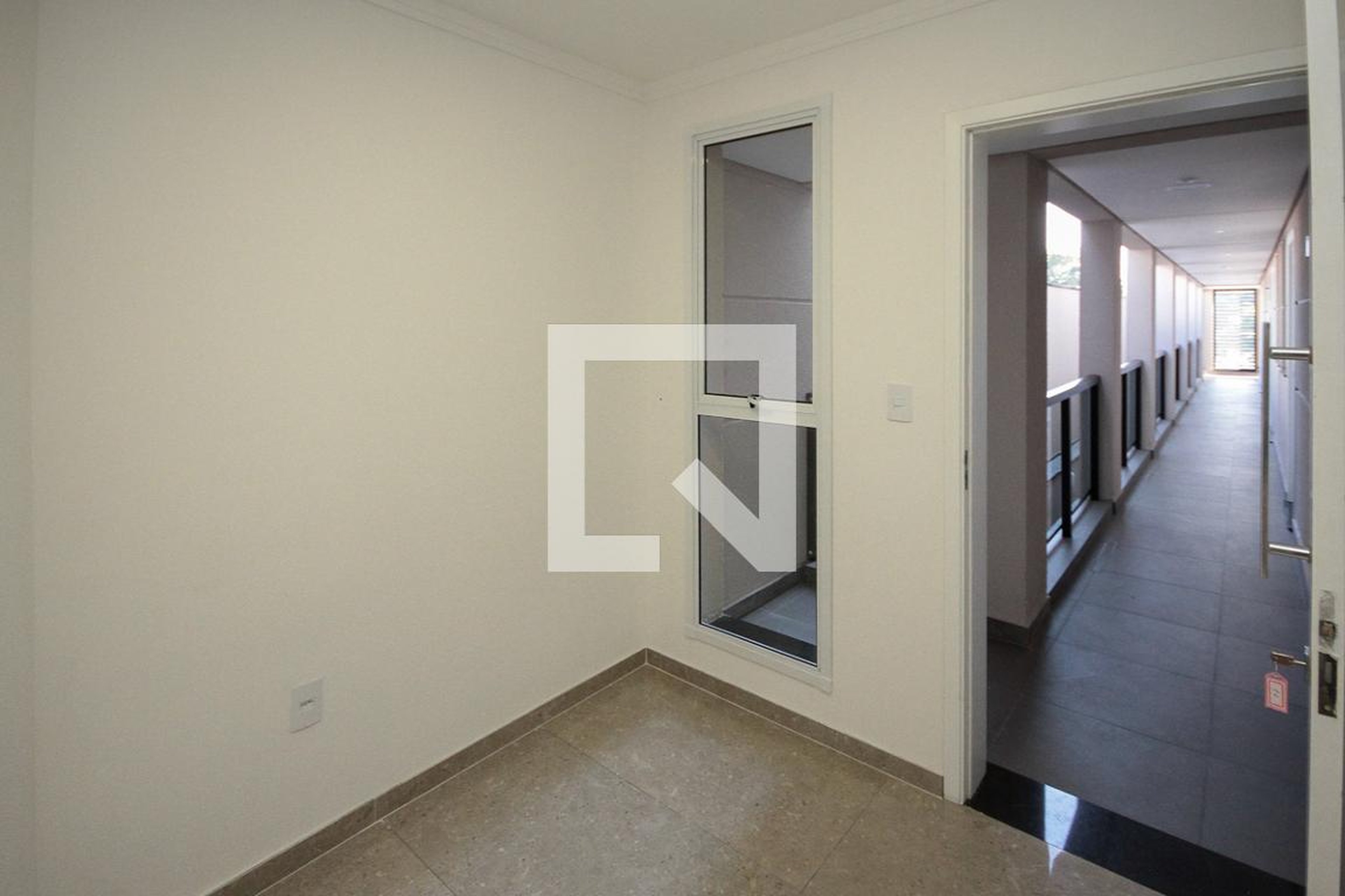 Hall - null